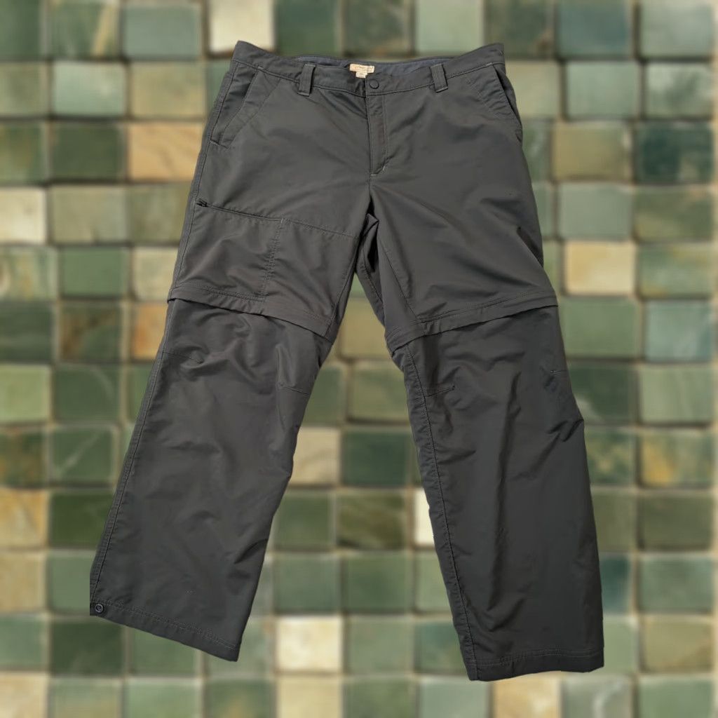 Vintage Gander Mountain Guide Series Gray Convertible Pants Women's 18R Regular NYLON BLEND Zip Off Hiking Pants Mens? No Size 40" / US 18 - 1 Thumbnail
