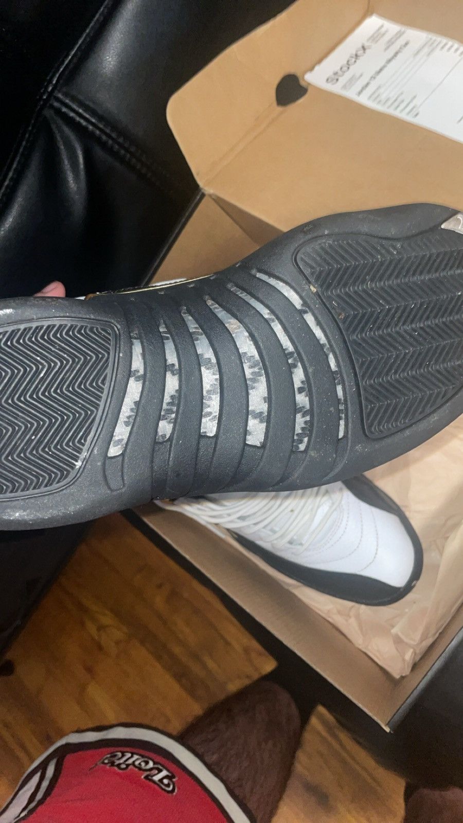 Jordan Brand Retro 12 taxis Size US 8 / EU 41 - 6 Thumbnail