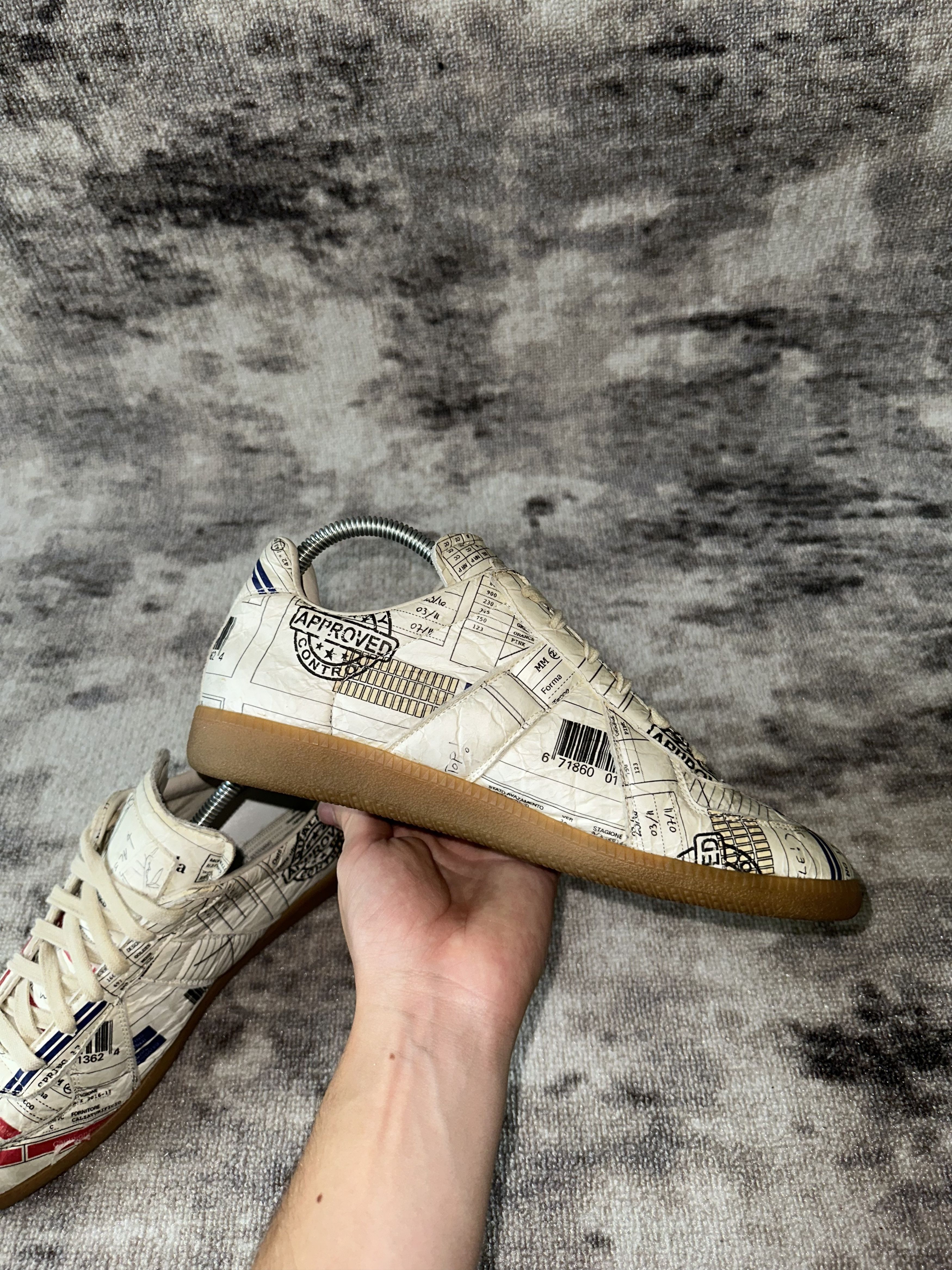 Maison Margiela Maison Margiela Replica GAT “Postal/Stamp Print” Size US 8 / EU 41 - 11 Thumbnail