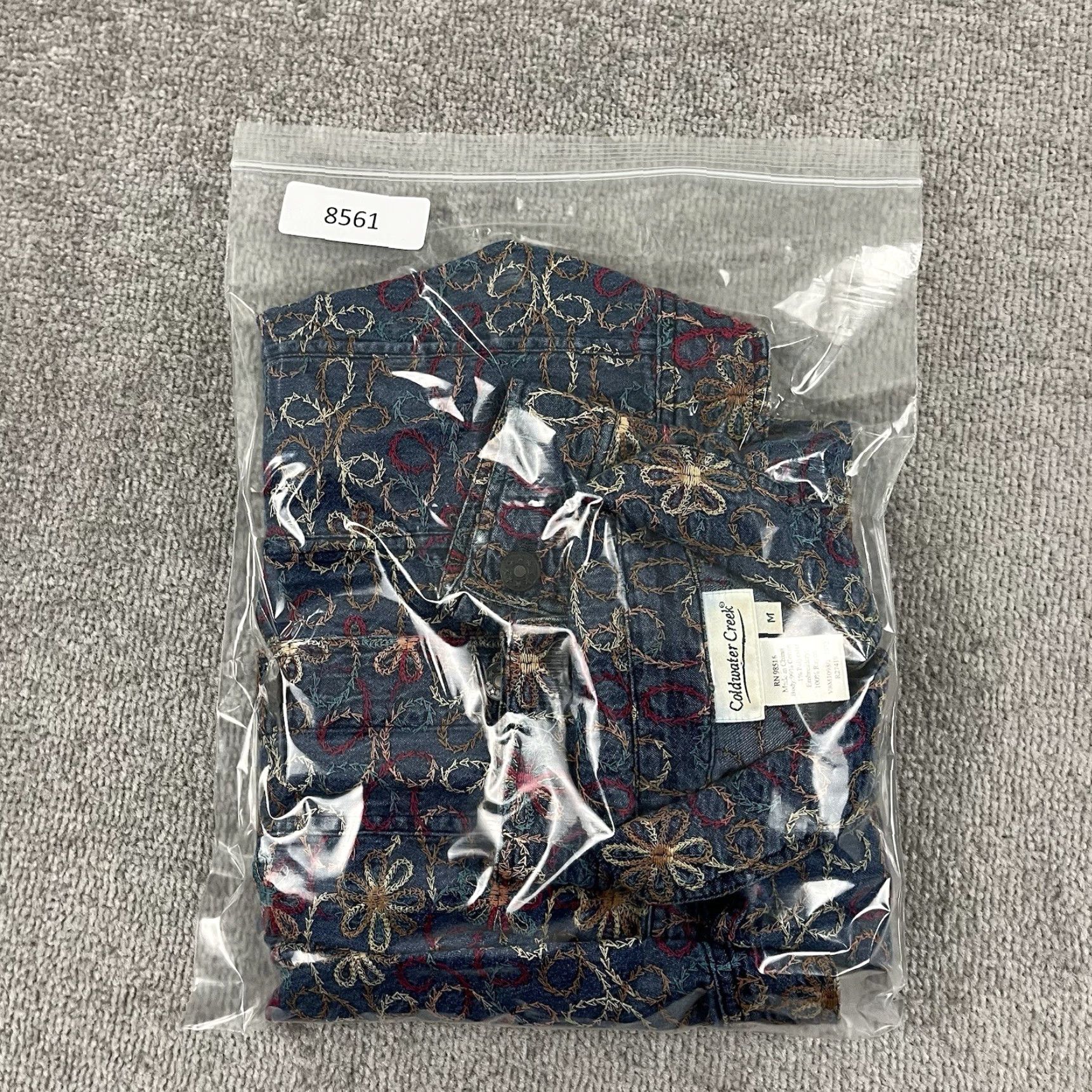 Coldwater Creek COLDWATER CREEK Jacket Womens Medium Blue Denim Floral Embroidered Button Up Size M / US 6-8 / IT 42-44 - 8 Thumbnail