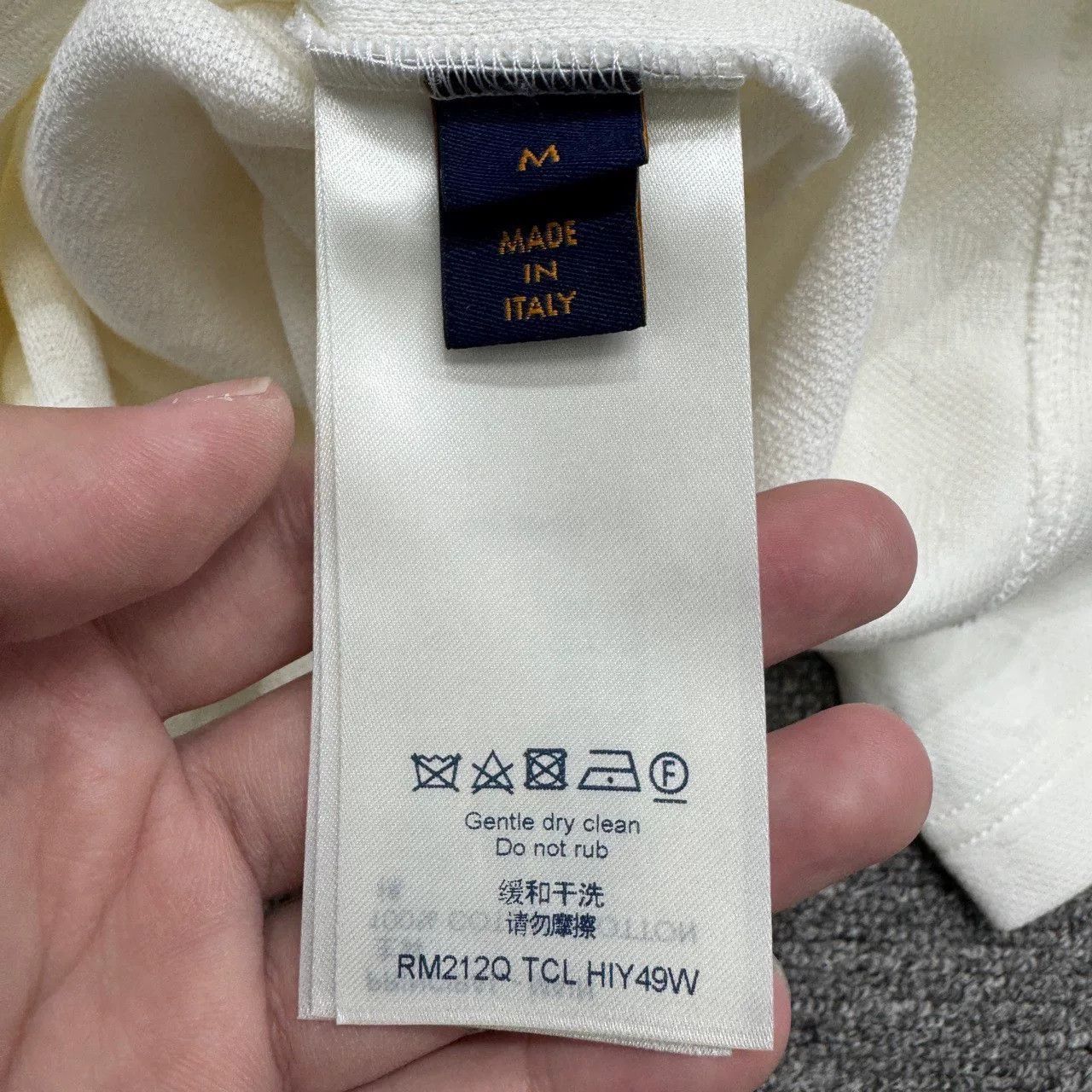 Louis Vuitton louis vuitton monogram short sleeve shirt. Size US M / EU 48-50 / 2 - 4 Thumbnail