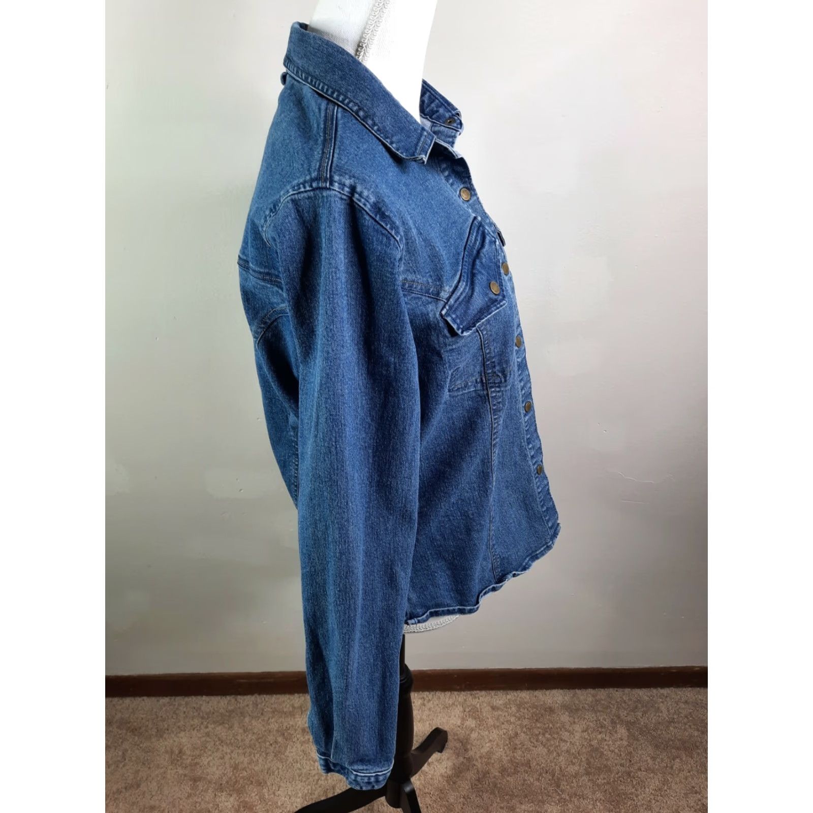 Vintage Woolrich Button-Up Shirt Denim Blue Pockets Collared Snaps Women M Classic Woolrich Denim Button-Up Shirt Size M / US 6-8 / IT 42-44 - 6 Thumbnail