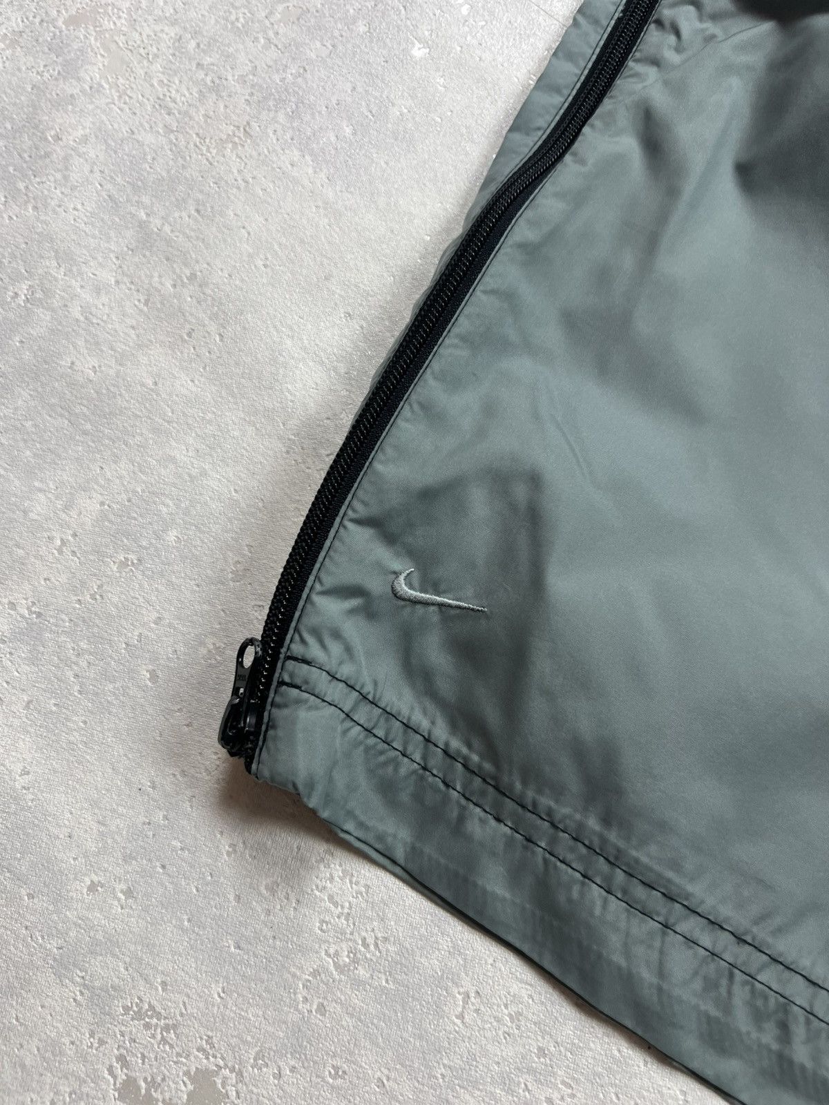 Nike 90s Nike Spellout Vintage Y2K Baggy Parachute Nylon Pants Size US 34 / EU 50 - 4 Thumbnail