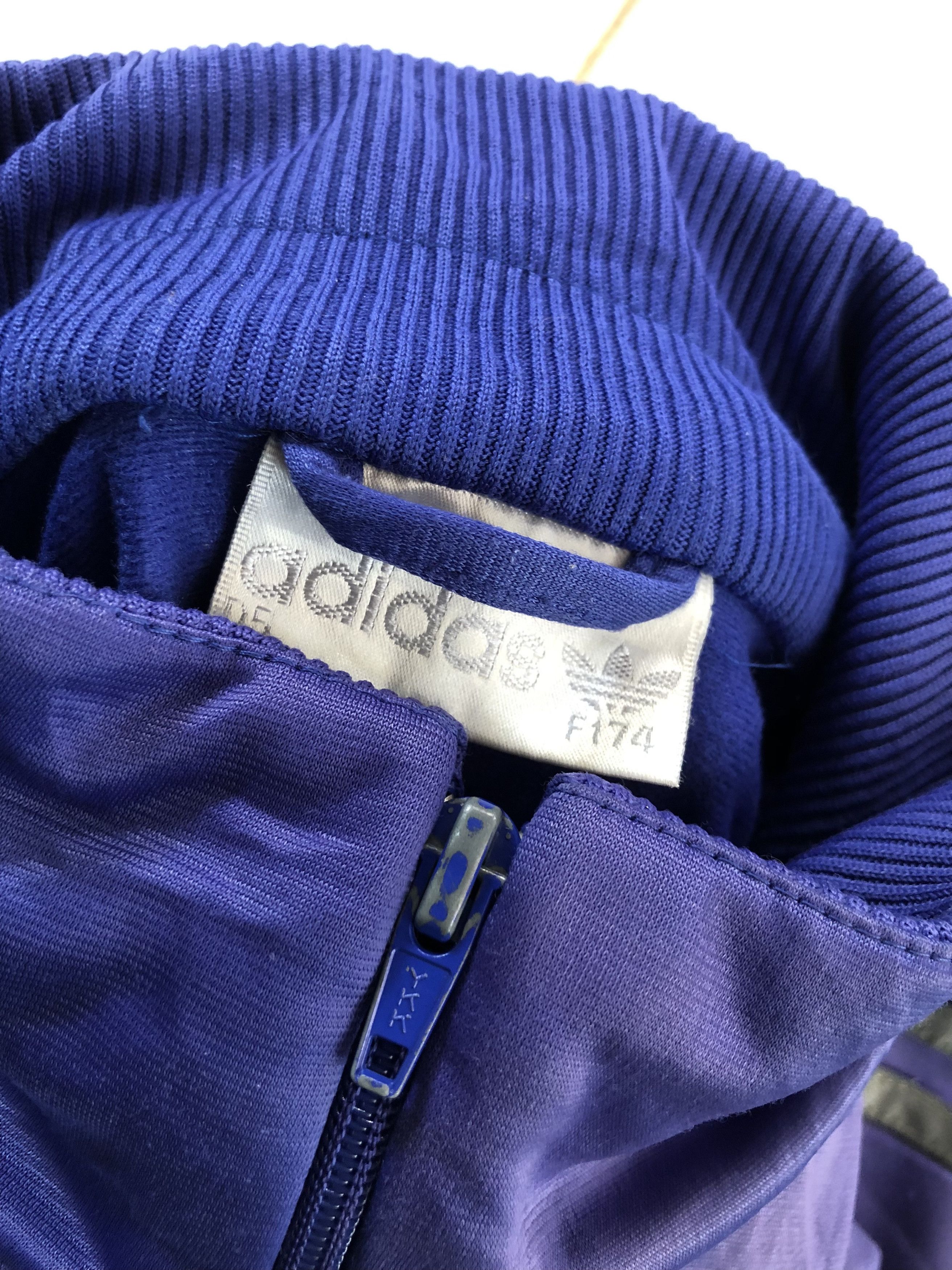 Adidas VINTAGE ADIDAS TRACK JACKET Size US M / EU 48-50 / 2 - 4 Thumbnail