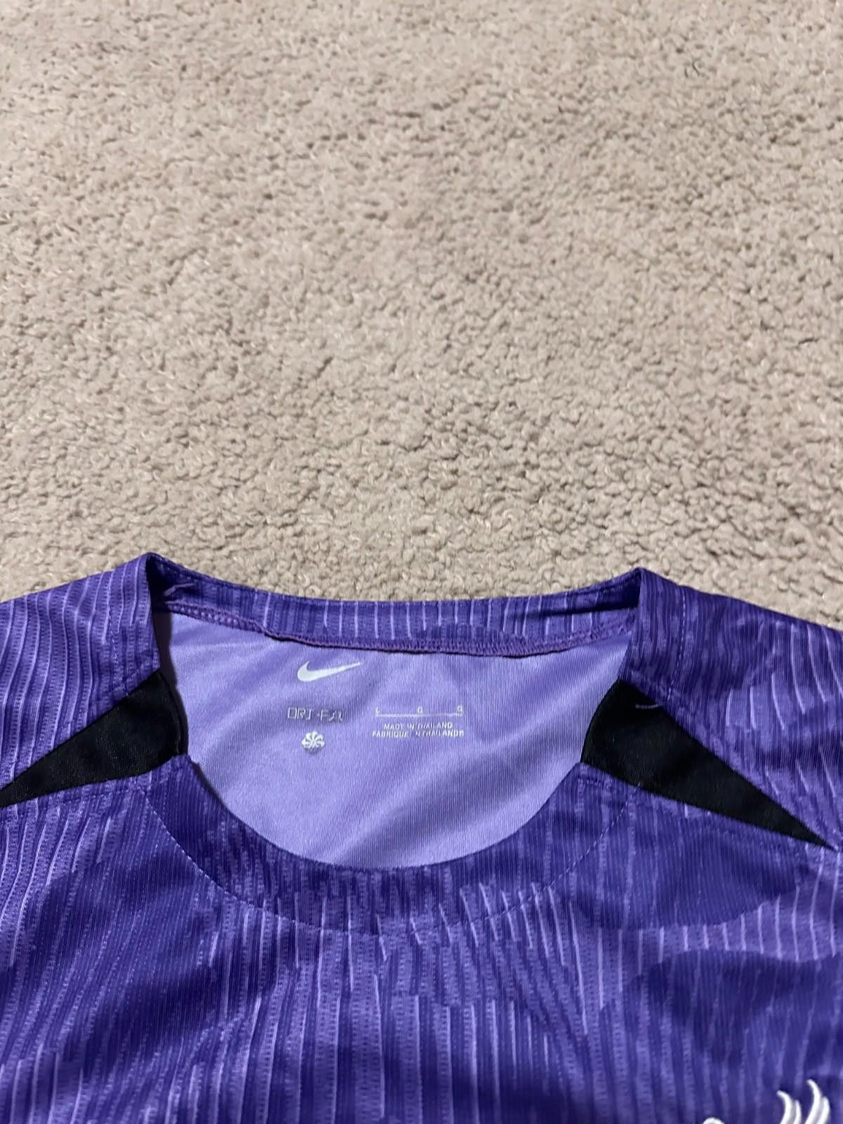 Nike Liverpool FC Nike 2023/24 Kit Football Shirt Soccer Jersey Size US L / EU 52-54 / 3 - 5 Thumbnail