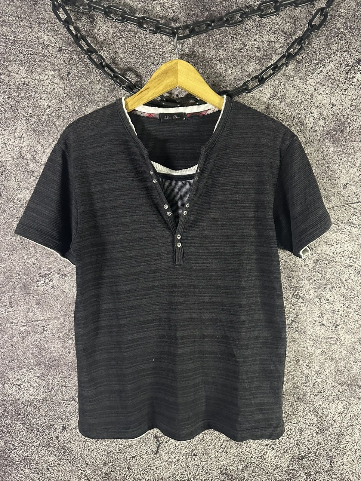 Japanese Brand Japanese archive Vkei Textured V-neck Zipper Tshirt