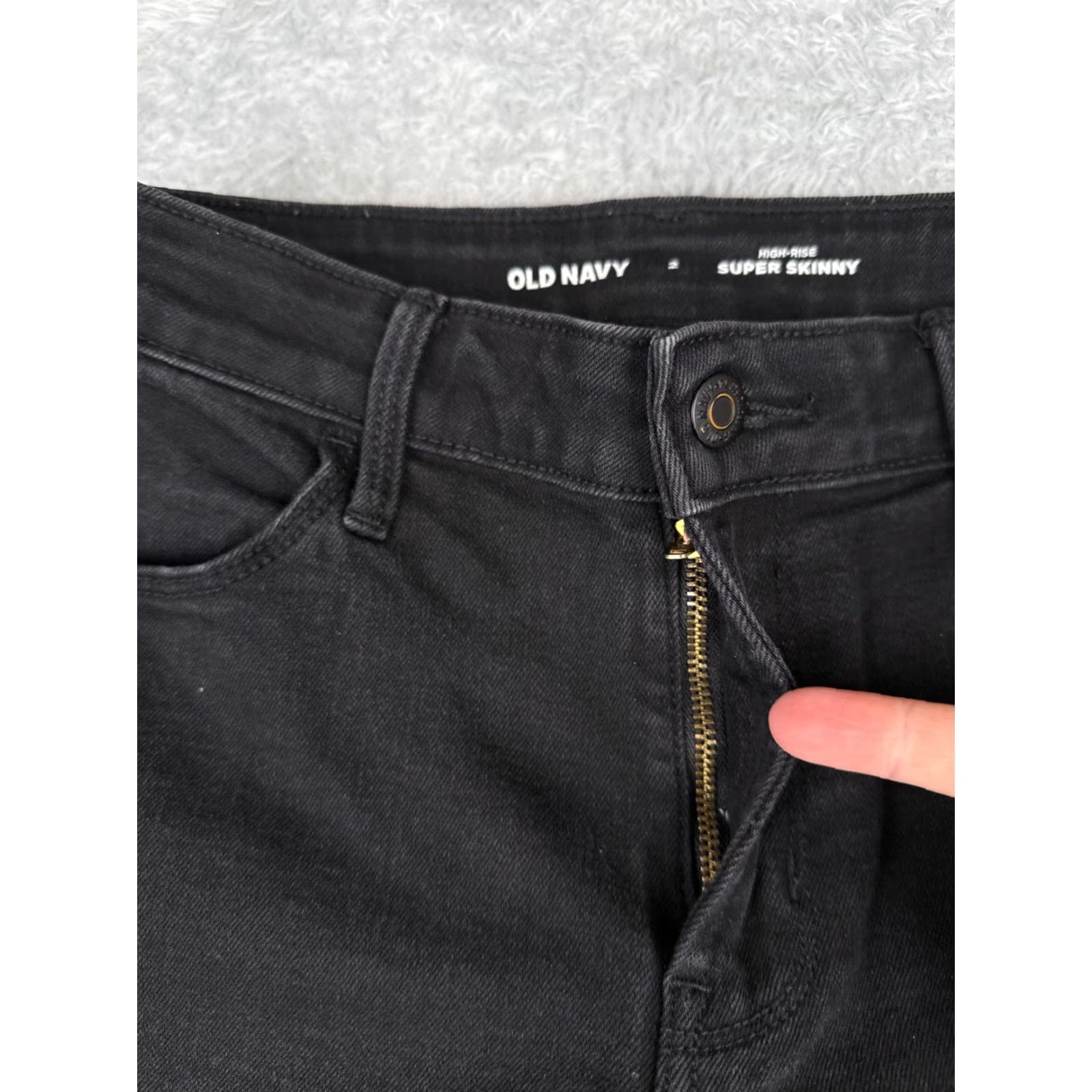 Old Navy Old Navy Jeans Womens 2 Black Denim Skinny Mid Rise 26x28 Cotton 26 Inseam 28 Inseam 28 - 90s Retro American Brand Old Navy Womens Jeans Size 26" / US 2 / IT 38 - 5 Thumbnail