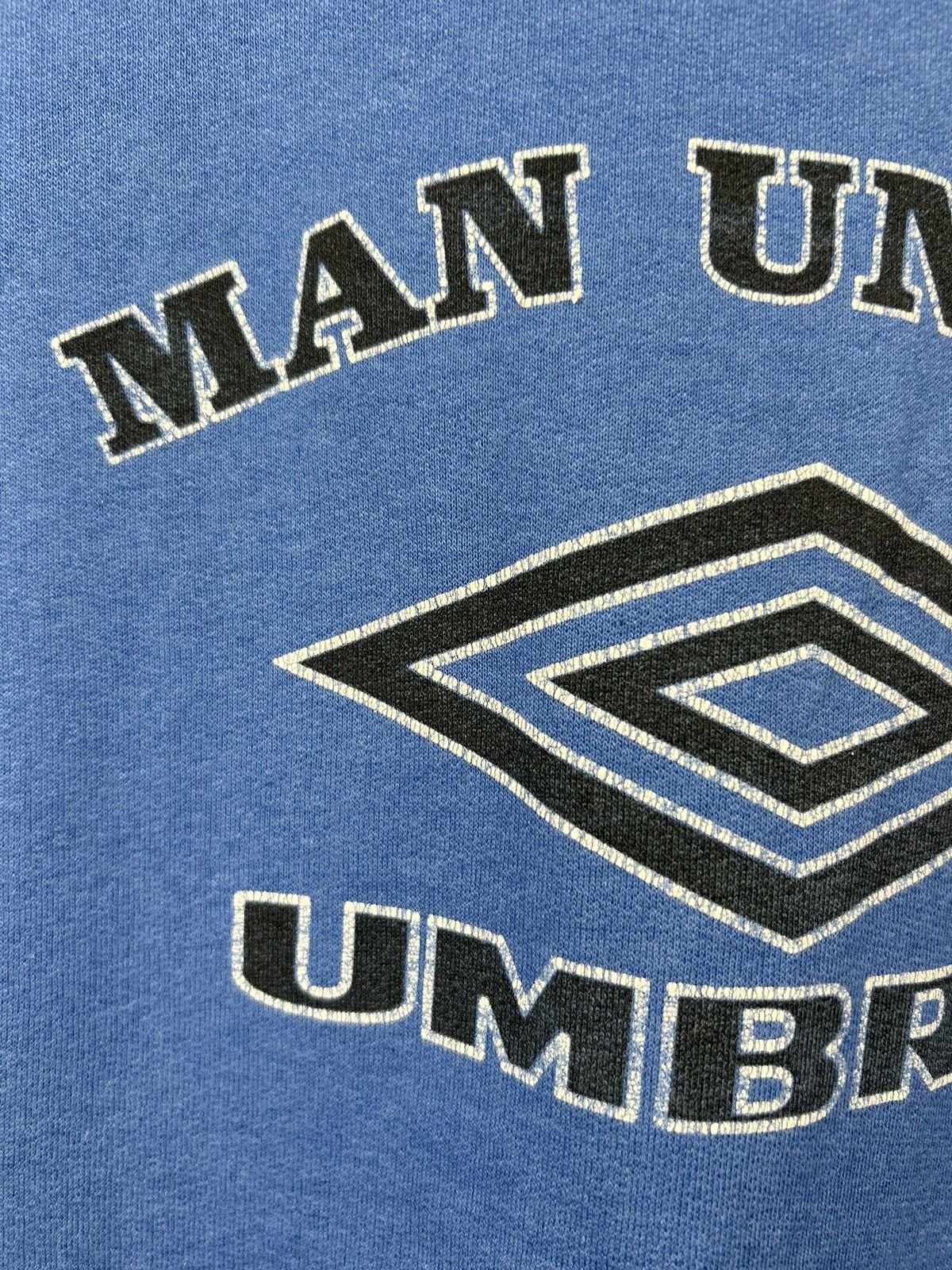 Umbro Vintage 90s Manchester United Umbro Sweatshirt Jersey Size US L / EU 52-54 / 3 - 19 Thumbnail