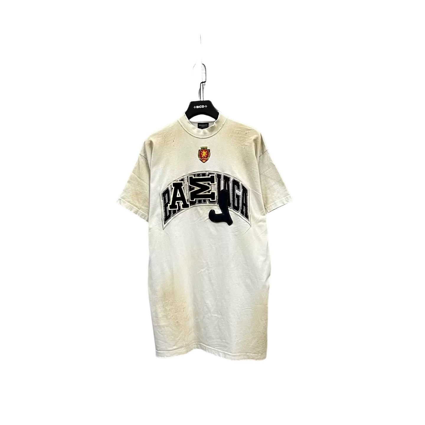 Balenciaga Balenciaga Distressed Crest Logo T-Shirt Size 1 Size US S / EU 44-46 / 1 - 1 Thumbnail