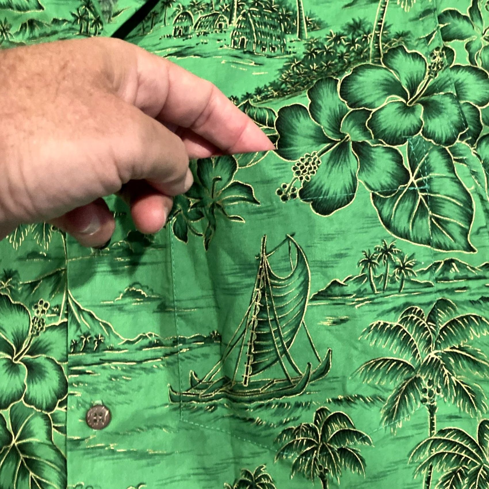 Vivobarefoot VINTAGE GO BAREFOOT Green Hawaiian Shirt Made In USA Men's Size Small Size US S / EU 44-46 / 1 - 2 Thumbnail