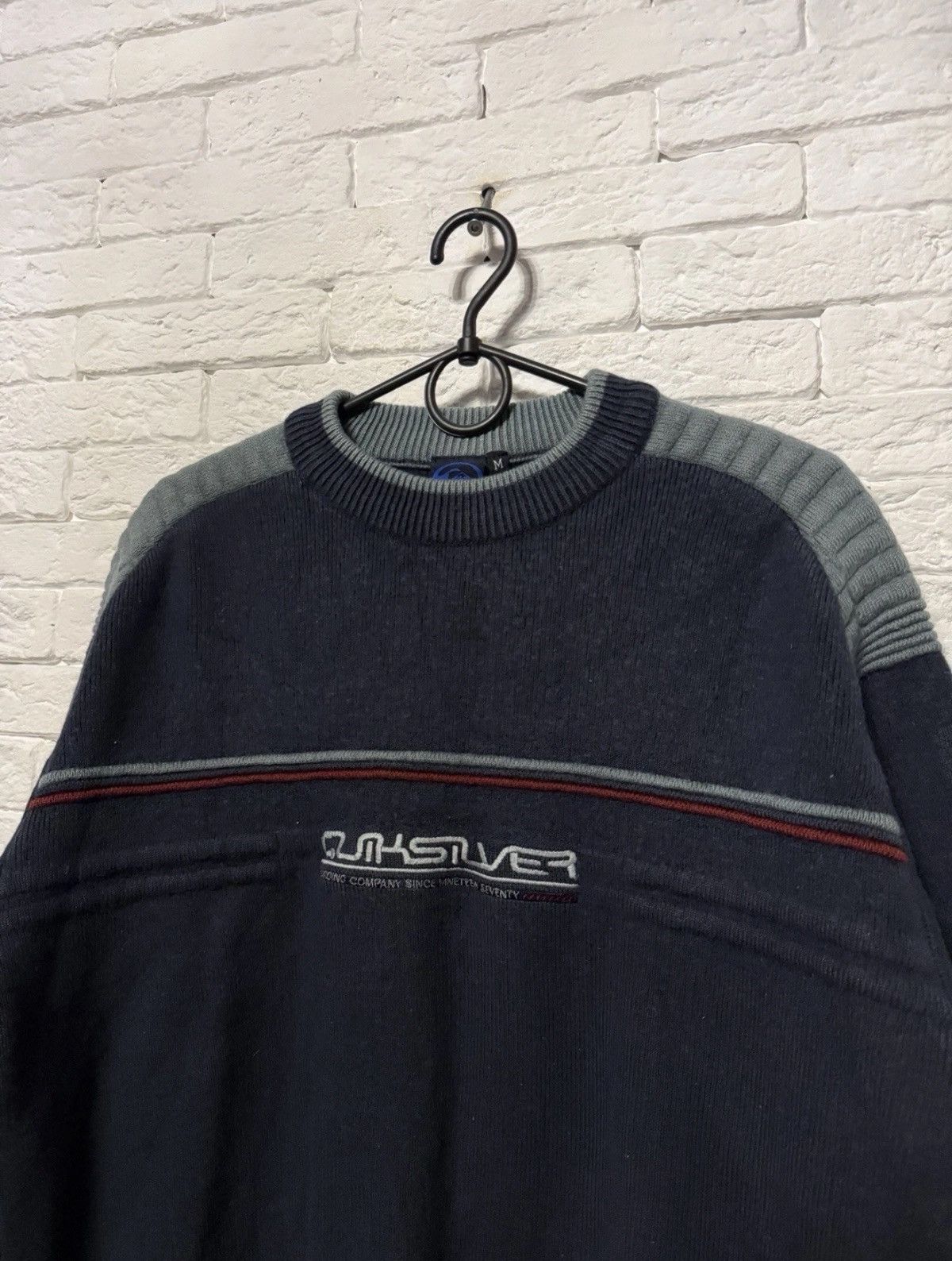 Quiksilver Vintage Quiksilver Knit Sweater Huge Embroidered Logo Surf Size US M / EU 48-50 / 2 - 2 Thumbnail