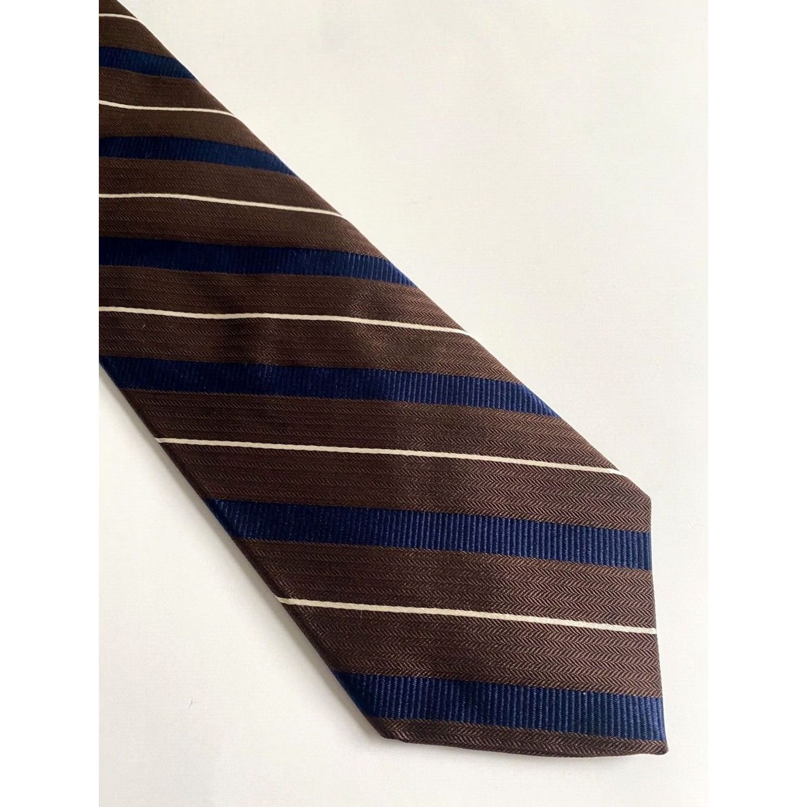 Vintage Hickey Freeman Men's Luxury Silk Tie Hand Made in USA Fabric Woven in Italy Striped 100% Silk 58" 3.5" Brown Size ONE SIZE - 6 Thumbnail