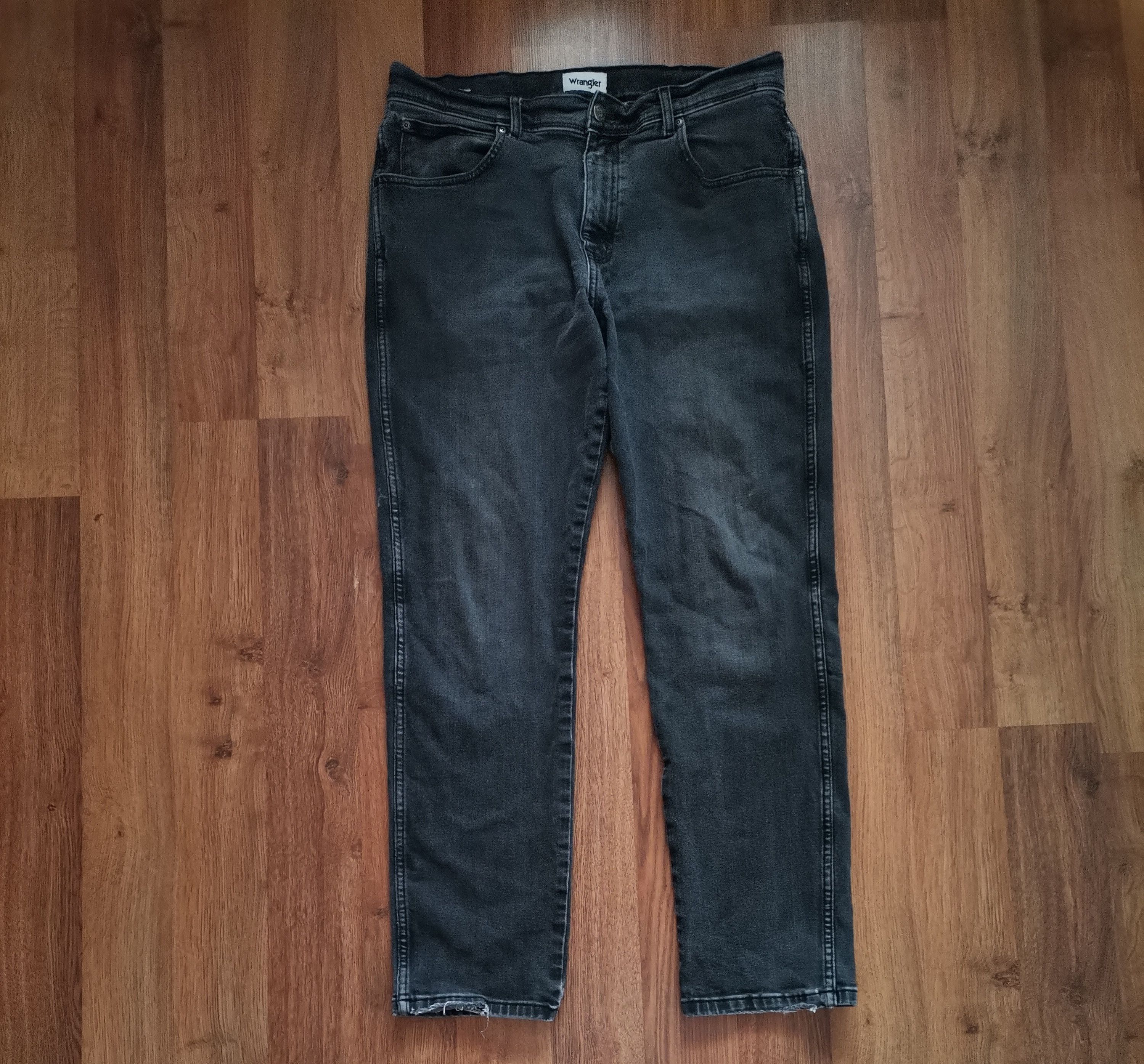 Wrangler Wrangler Texas Slim Jeans Size US 36 / EU 52 - 1 Thumbnail