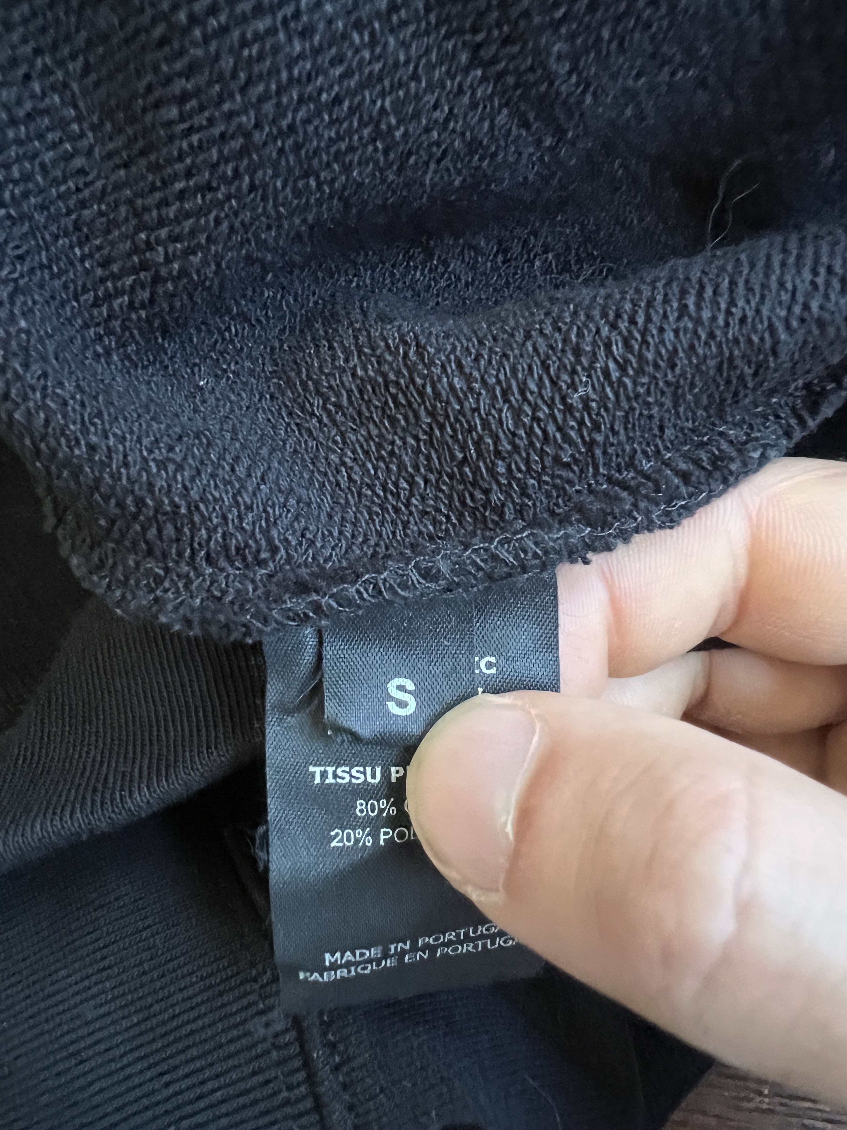 Vetements VETEMENTS "SECURITY" HOODIE Size US S / EU 44-46 / 1 - 9 Thumbnail