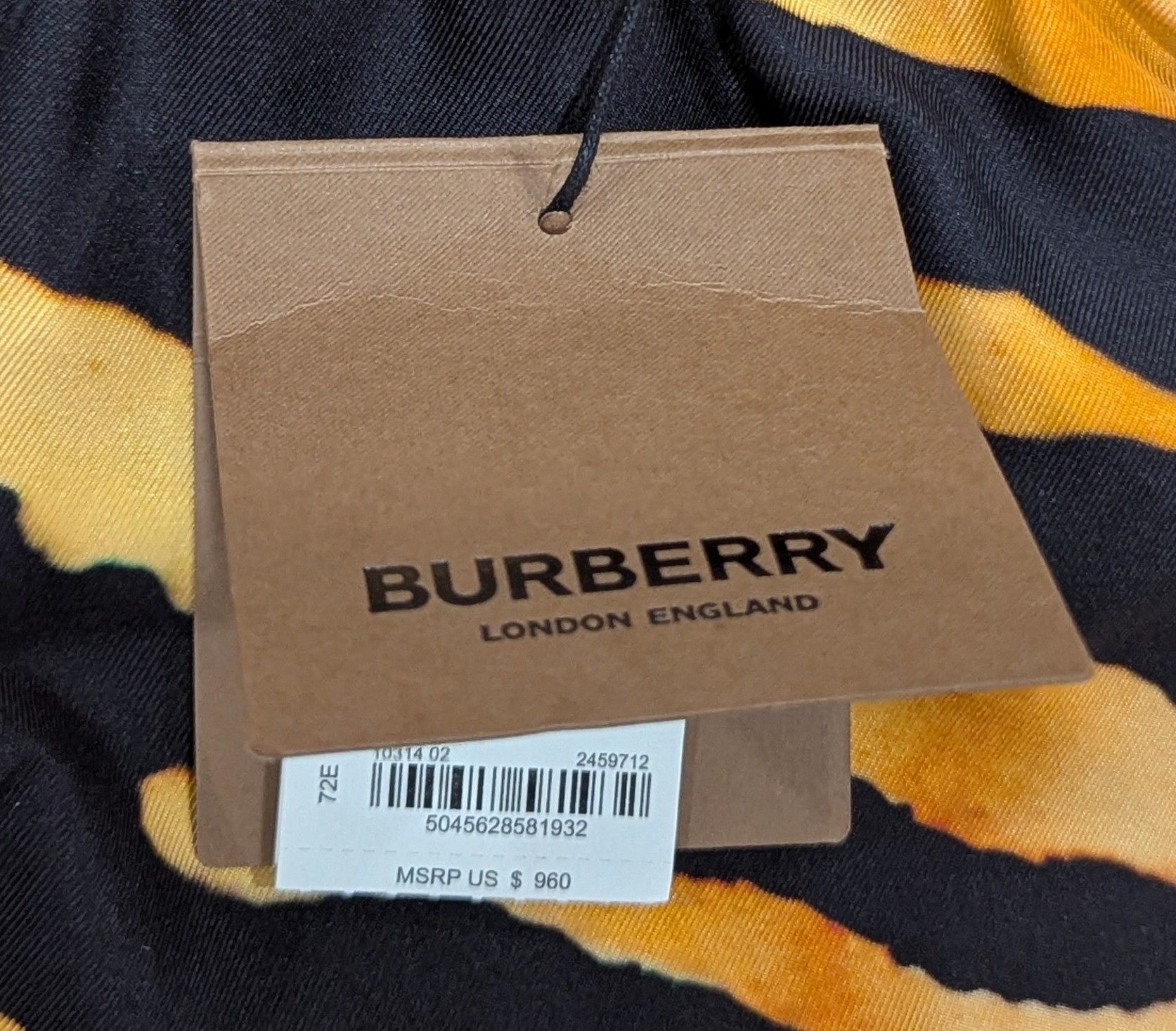 Burberry Burberry Animal Print Silk Shorts Orange Medium Size US 32 / EU 48 - 7 Thumbnail