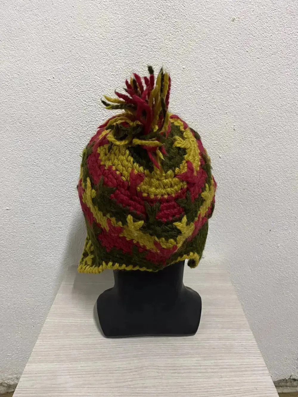 Vintage Rare Design Japanese Brand Earflap Crochet Beanie Hat Size ONE SIZE - 4 Thumbnail