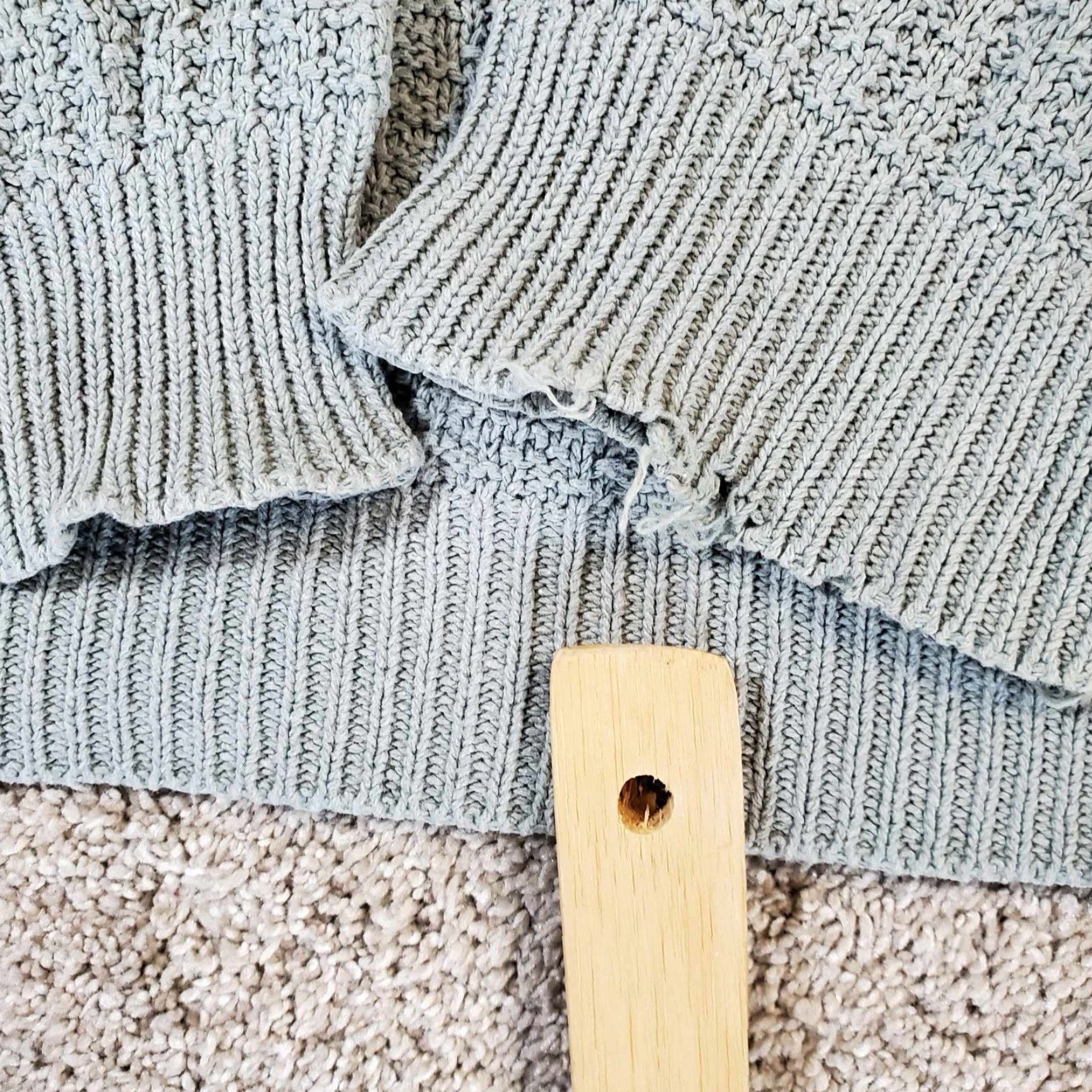 Van Heusen VINTAGE Van Heusen Sweater Mens L Green Chunky Knit Fisherman Crew Neck Distressed USA 80s Classic Fall All Seasons Pullover Mens Size US L / EU 52-54 / 3 - 2 Thumbnail