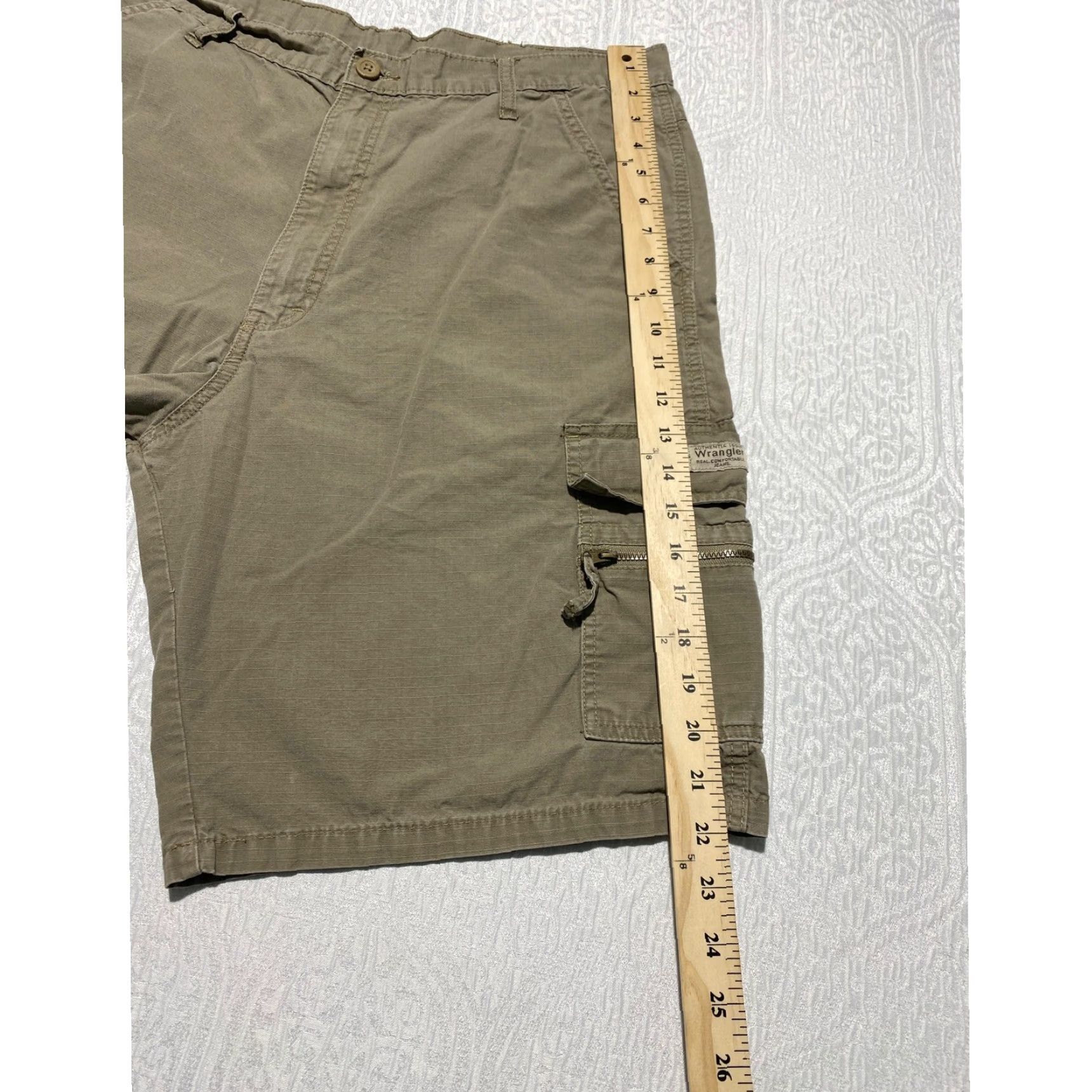 Wrangler Wrangler Authentics Mens Cargo Shorts 60MFWML Khaki Brown Ripstop Cotton Size 34 Size US 34 / EU 50 - 7 Thumbnail