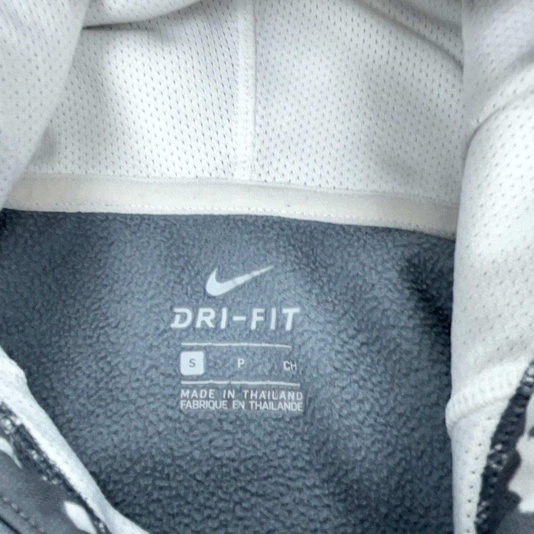 Nike Nike Hoodie Men Small Gray Dri Fit Geometric Camo Sweatshirt Performance Swoosh Size US S / EU 44-46 / 1 - 3 Thumbnail