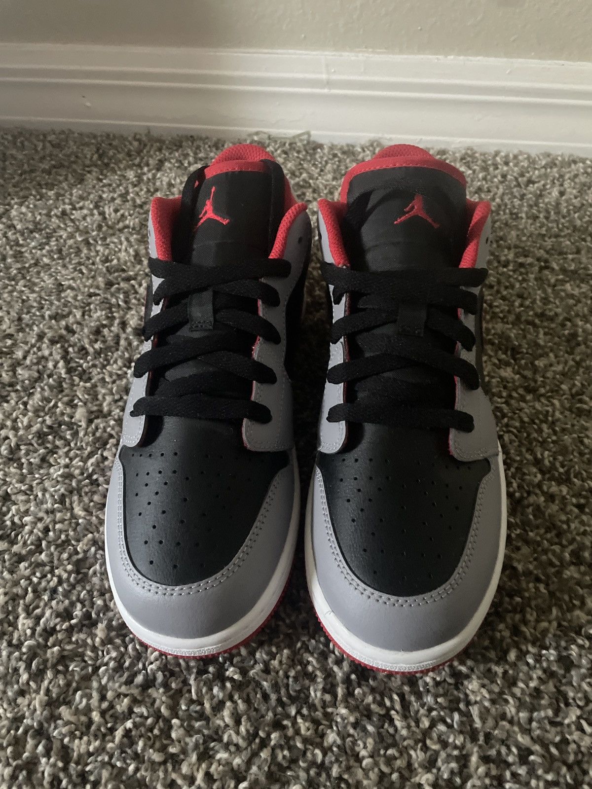 Jordan Brand Jordan 1 low “Cement fire red” Size US 6.5 / EU 39-40 - 3 Thumbnail