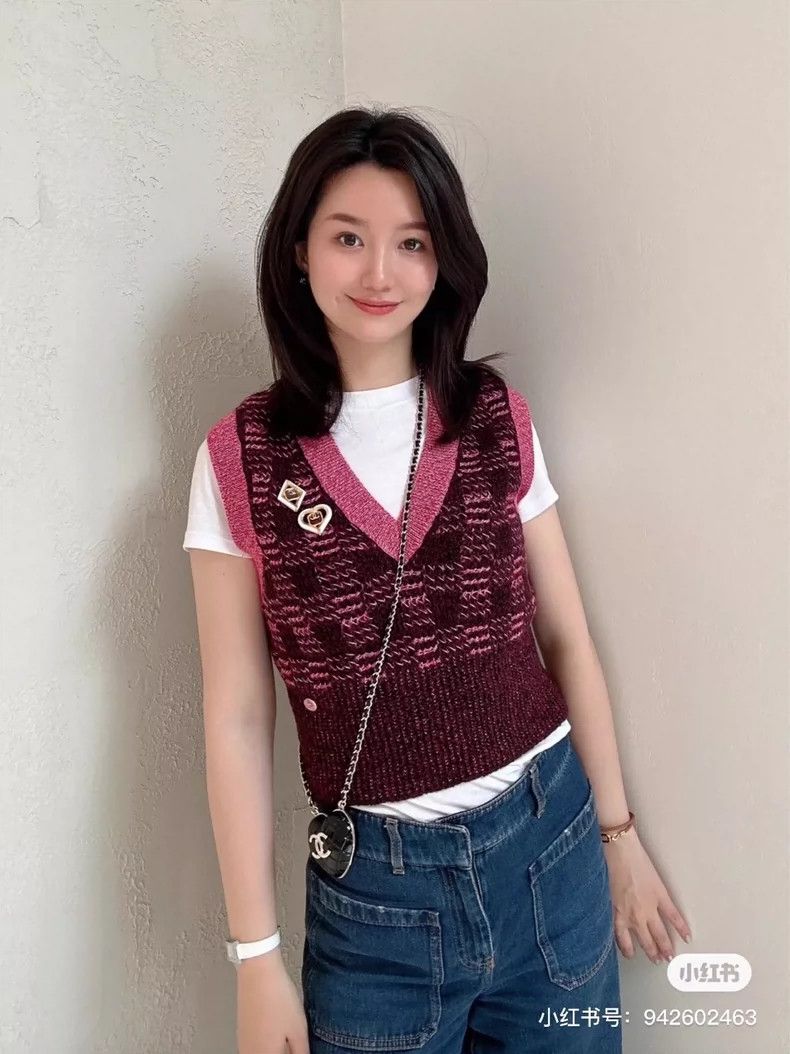 Chanel Chanel 22k vest v-neck Size XXS / US 00 / IT 34 - 6 Thumbnail