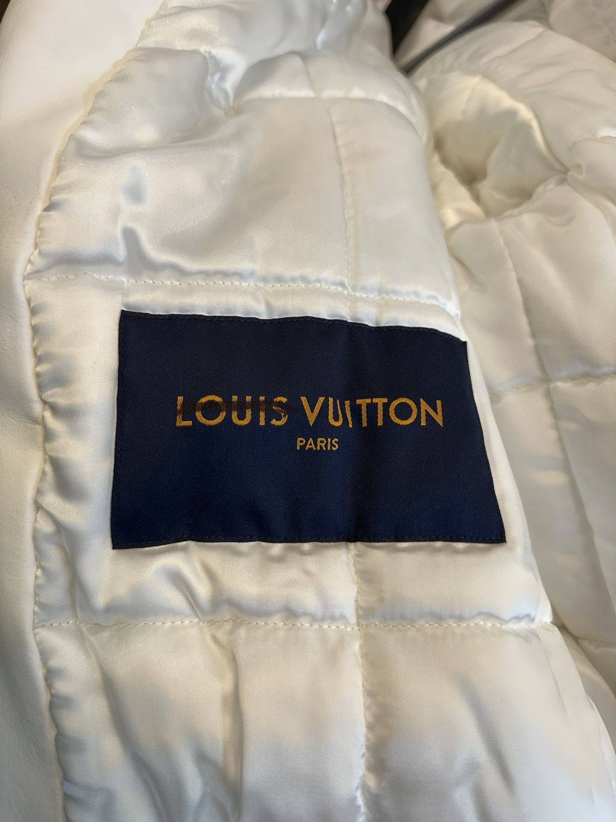 Louis Vuitton 1-5 VIRGIL LOUIS VUITTON RUNWAY JACKET Size US L / EU 52-54 / 3 - 11 Thumbnail