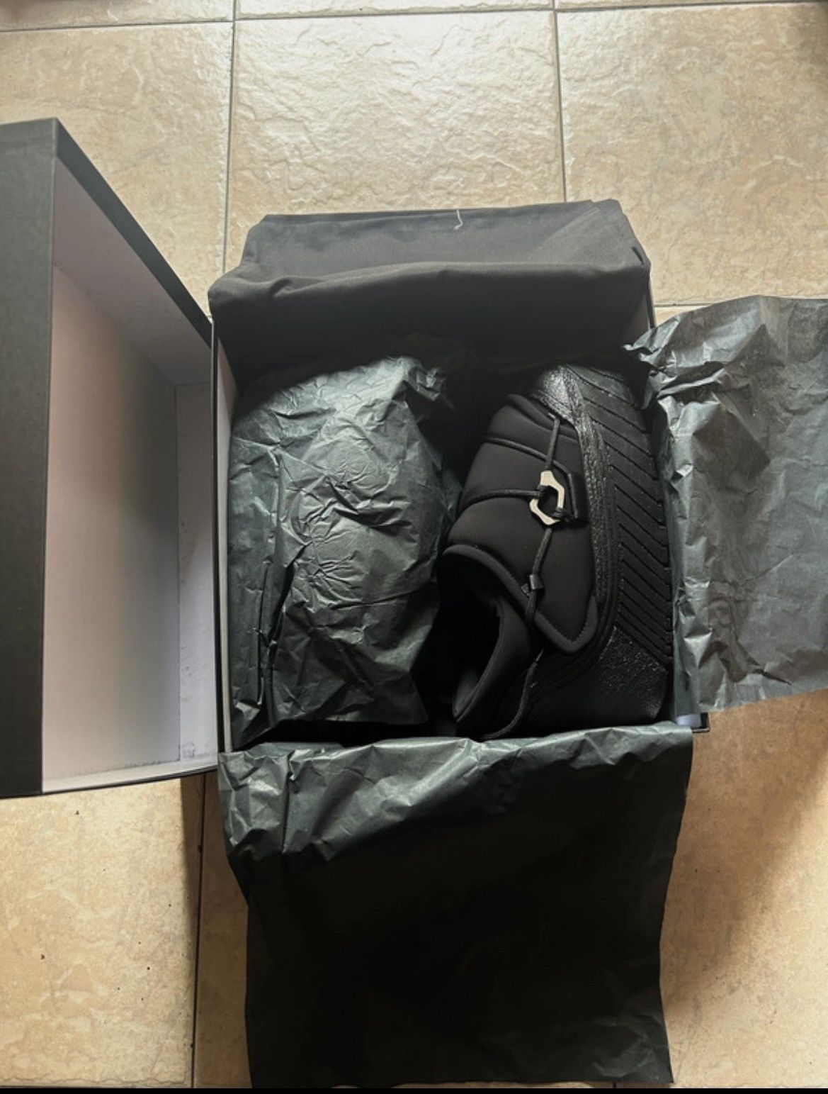 Heliot Emil Heliot Emil proteomic mule. | Grailed