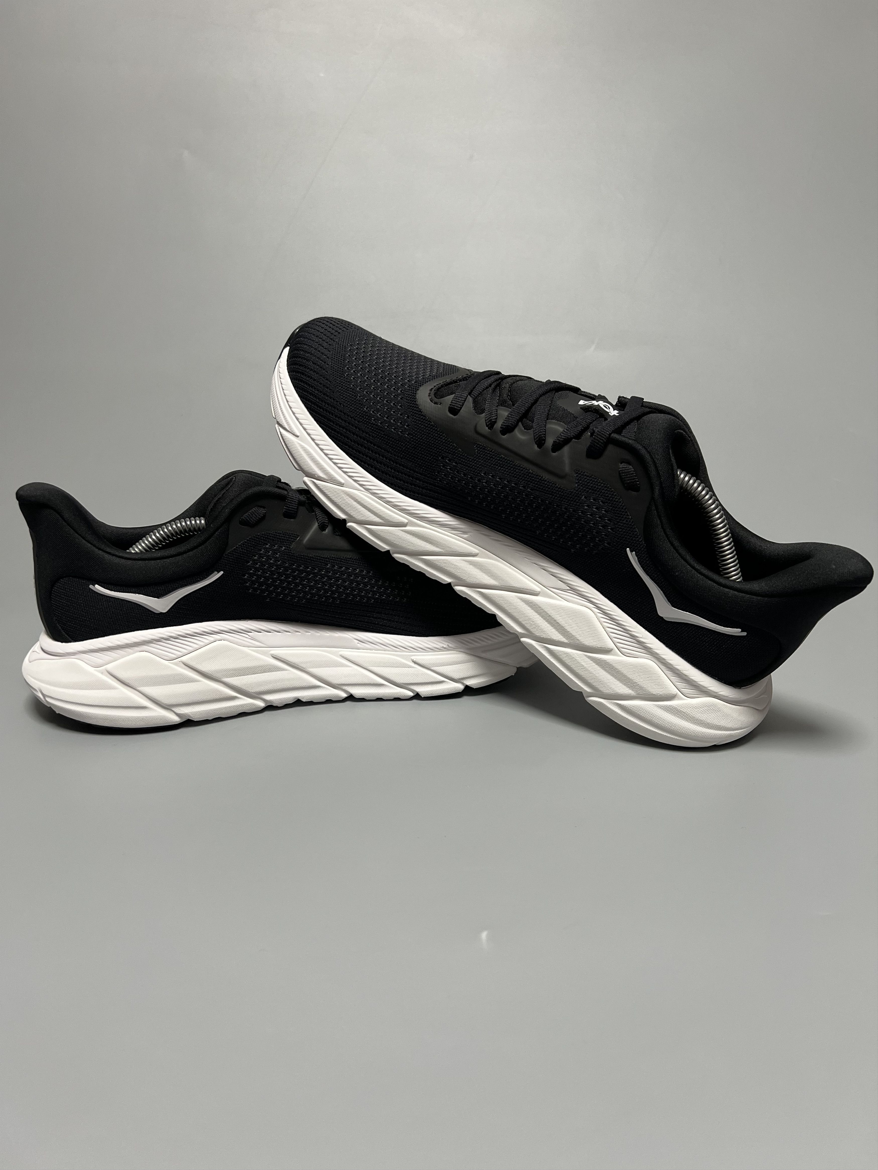 Hoka 9.5 EE Hoka One One Arahi 7 Wide Running Shoes Walking Gym Size US 9.5 / EU 42-43 - 5 Thumbnail