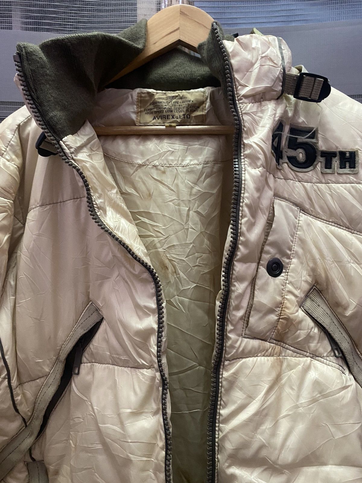 Avirex Distressed Vintage Avirex Ltd 45th Flight Garment Puffer Size US XL / EU 56 / 4 - 11 Thumbnail