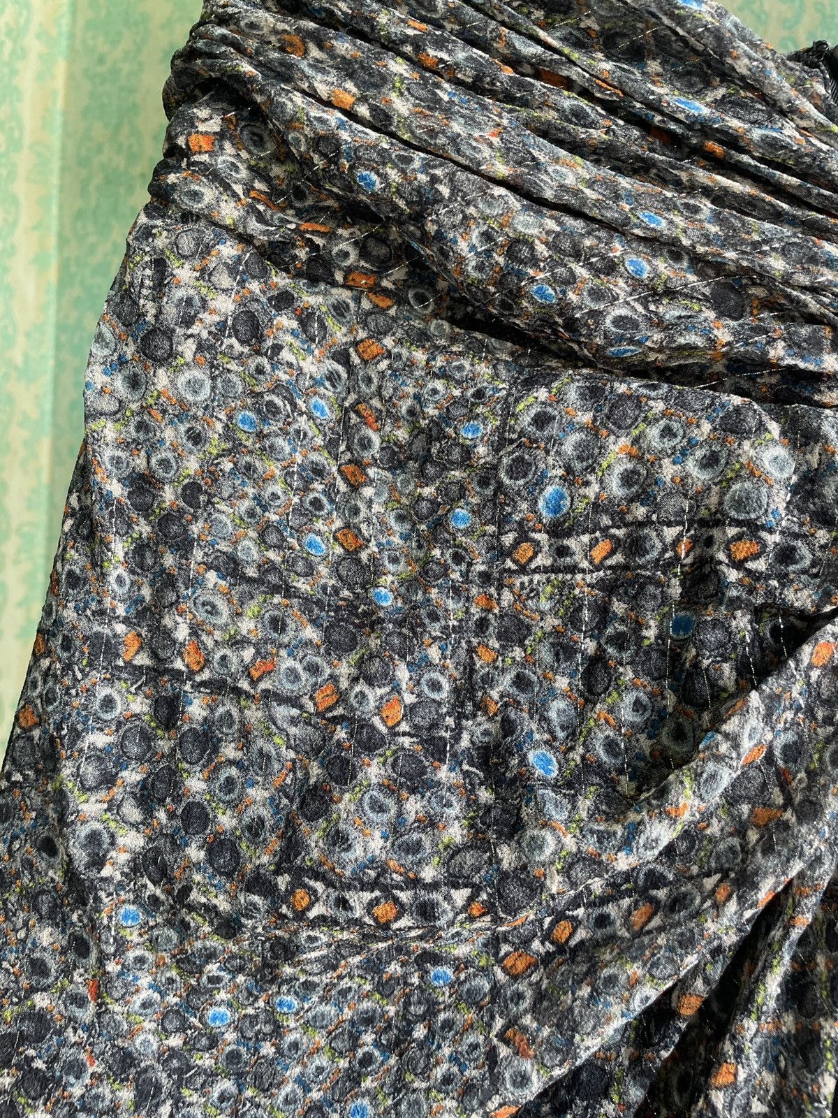 H&M × Isabel Marant Isabel Marant x H&M Silk Skirt Jewel Tones On Black Pattern Size 30" / US 8 / IT 44 - 9 Thumbnail
