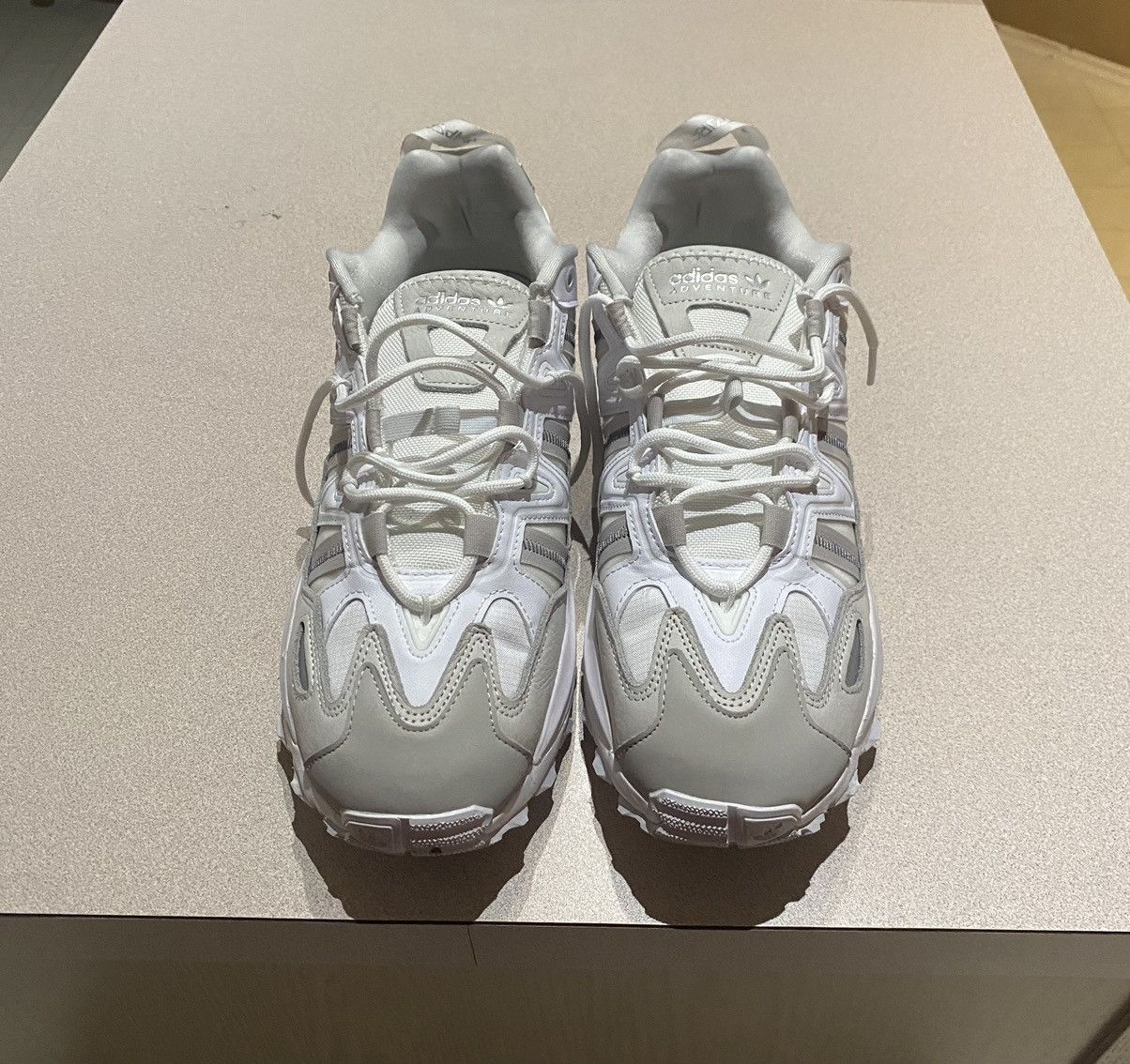 Adidas Adidas Hyperturf White and Metallic Size US 12 / EU 45 - 4 Thumbnail