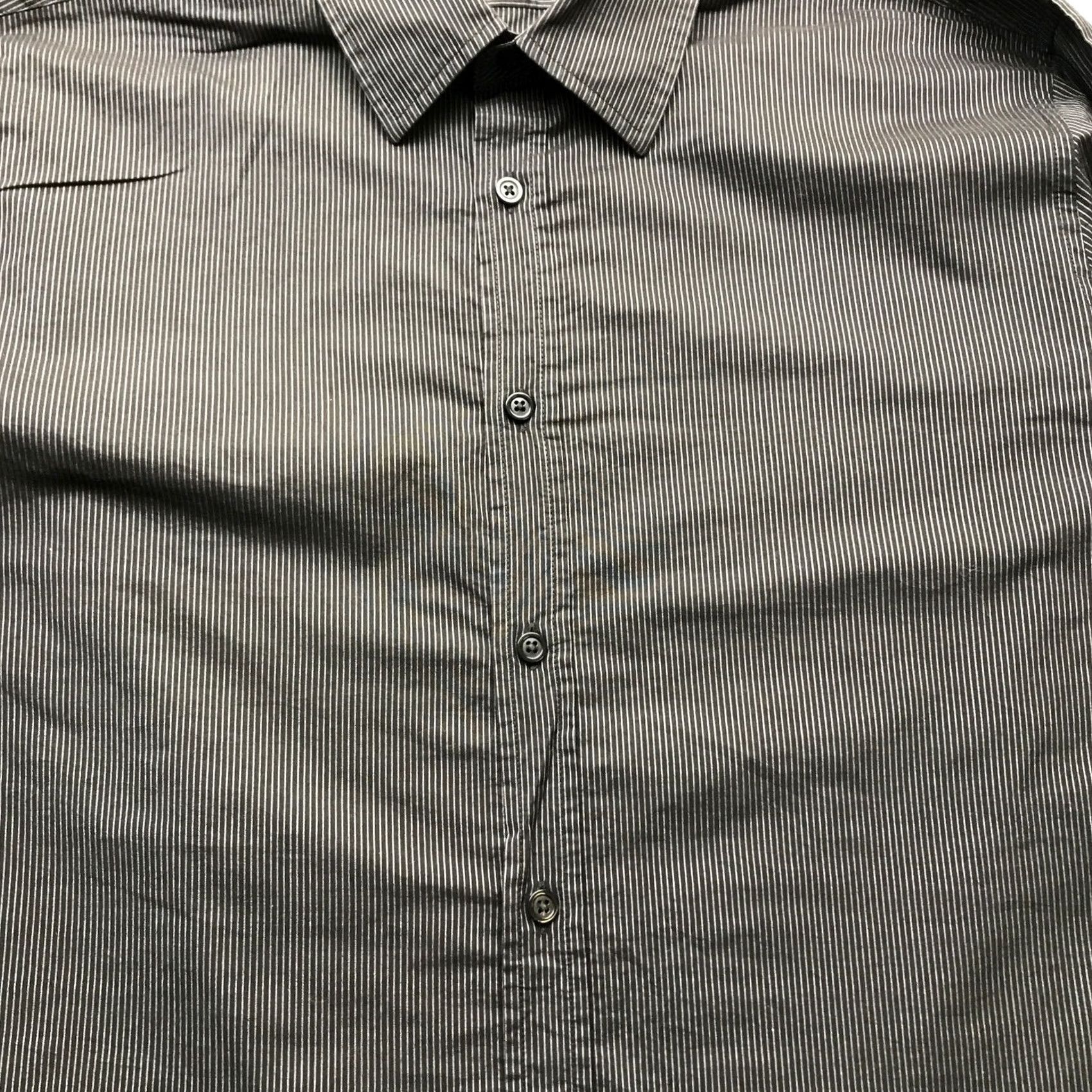 Hugo Boss HUGO BOSS Button-Up Shirt Mens XL Long Sleeve Pinstripe Black / Casual, Business, Travel / City Accent Button-Up Shirt Mens XL Black Size 46R - 7 Thumbnail