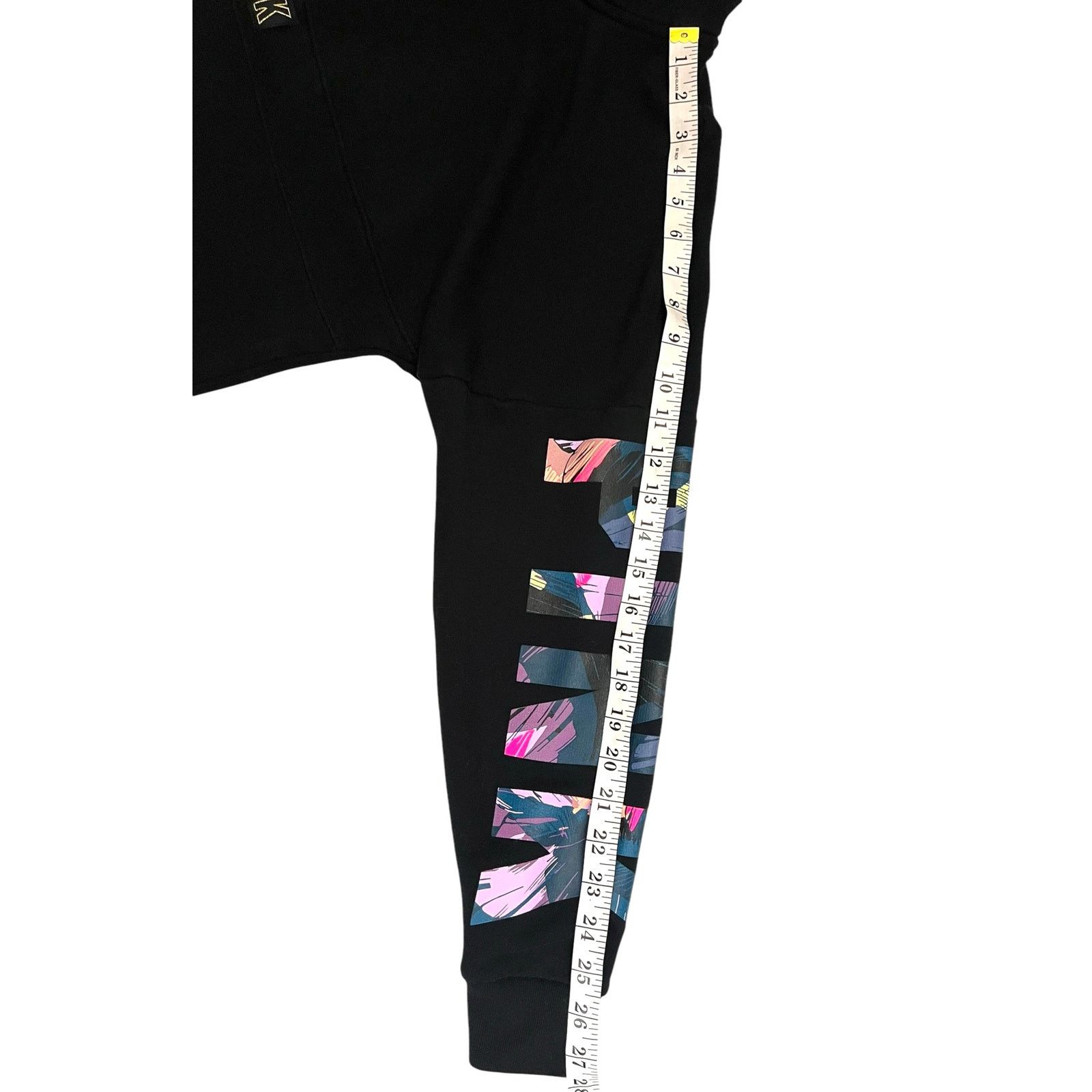 Pink Victoria’s Secret PINK Black Pullover Sweatshirt - Size M Size M / US 6-8 / IT 42-44 - 15 Thumbnail