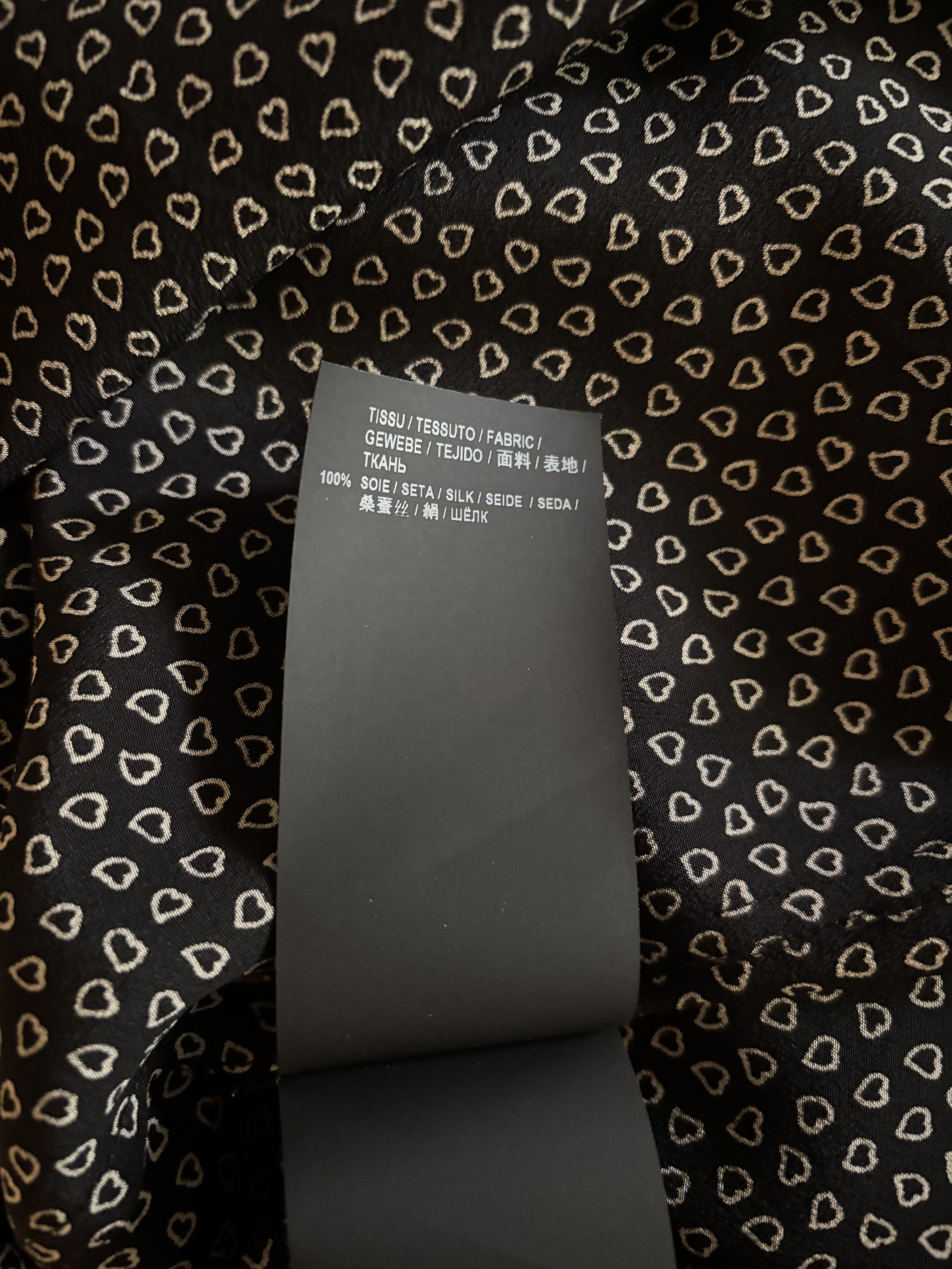 Saint Laurent Paris Saint Laurent Silk Hearts Shirt F42 Size M / US 6-8 / IT 42-44 - 5 Thumbnail