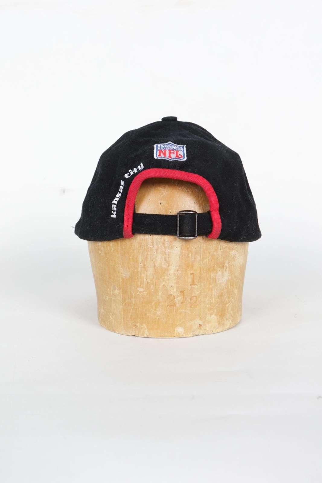 NFL 90's Logo Atheltic Kansas City Chief Snap Back Size ONE SIZE - 3 Thumbnail