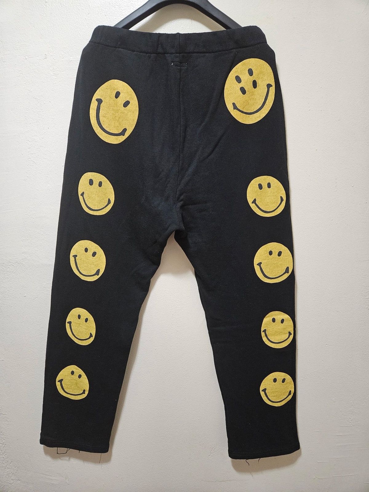 Smiley Faded Logo Black Joggers