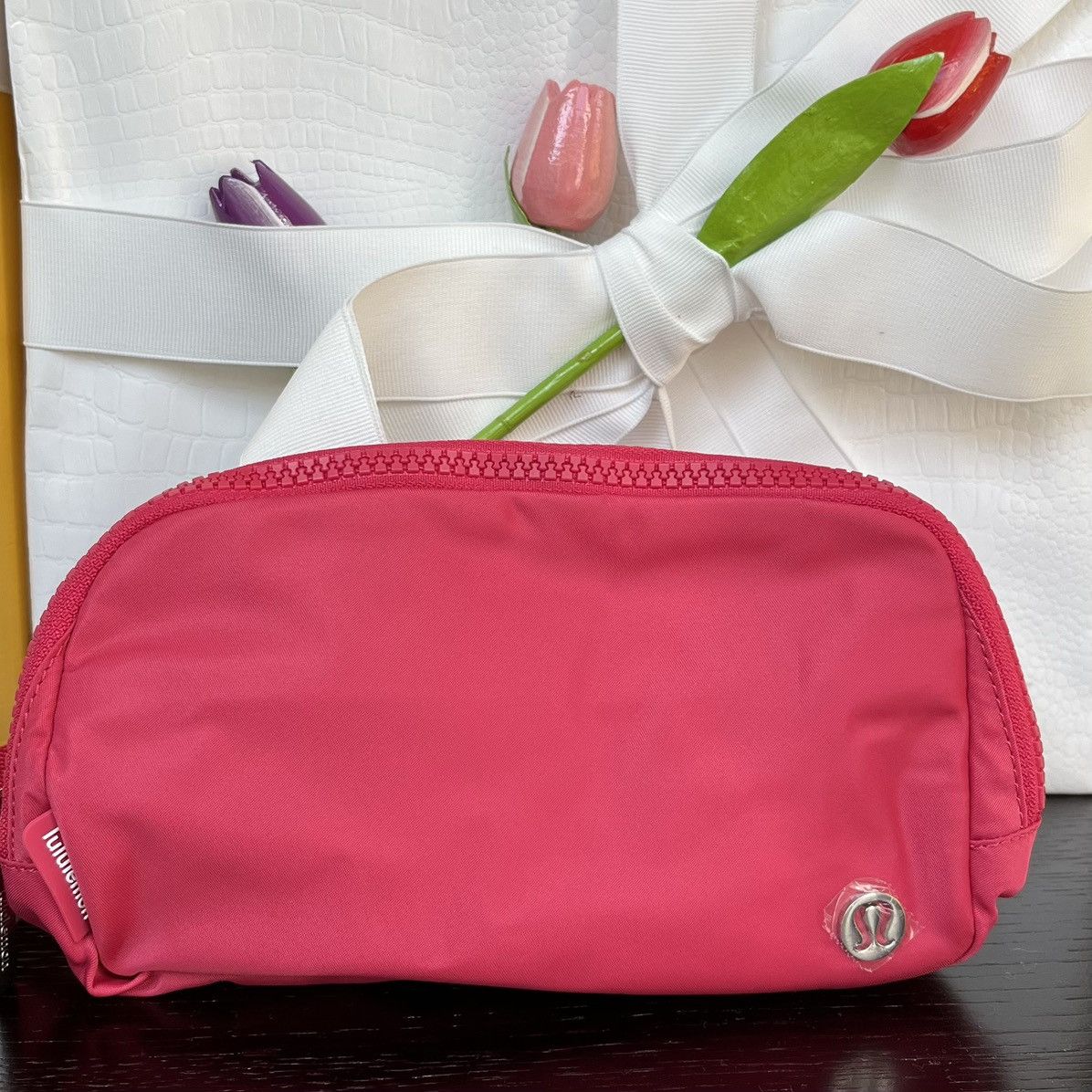 Lululemon Everywhere Belt Bag Size ONE SIZE - 2 Thumbnail