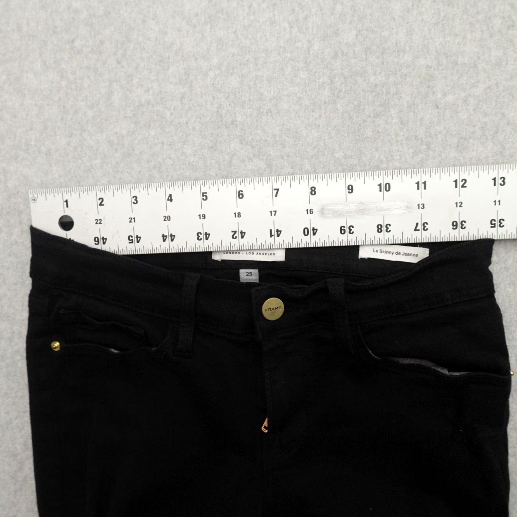 Frame VINTAGE FRAME Le Skinny de Jeanne Jeans Womens 25 (25X29) Black Distressed Stretch Skinny Size 42" / US 20 - 7 Thumbnail