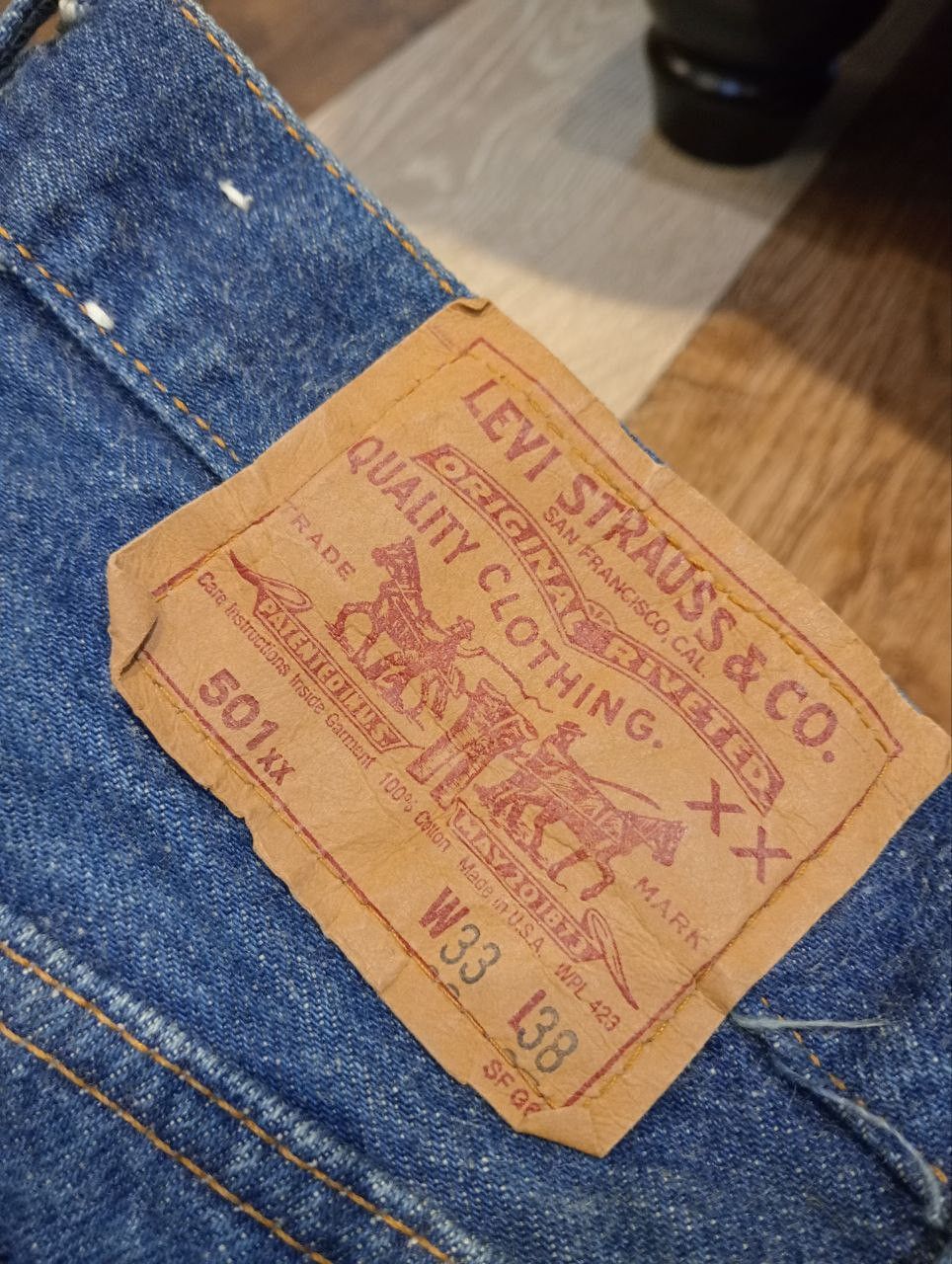 Levi's Vintage Clothing RARE LEVI'S VINTAGE 501XX BLUE DENIM JEANS - SIZE 33 Size US 33 - 13 Thumbnail