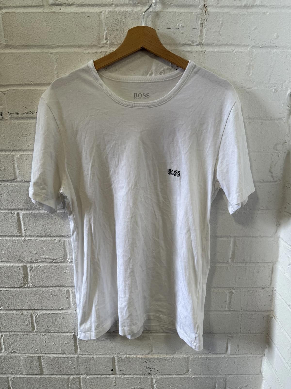 Hugo Boss BOSS White Logo T-Shirt Size US L / EU 52-54 / 3 - 1 Thumbnail