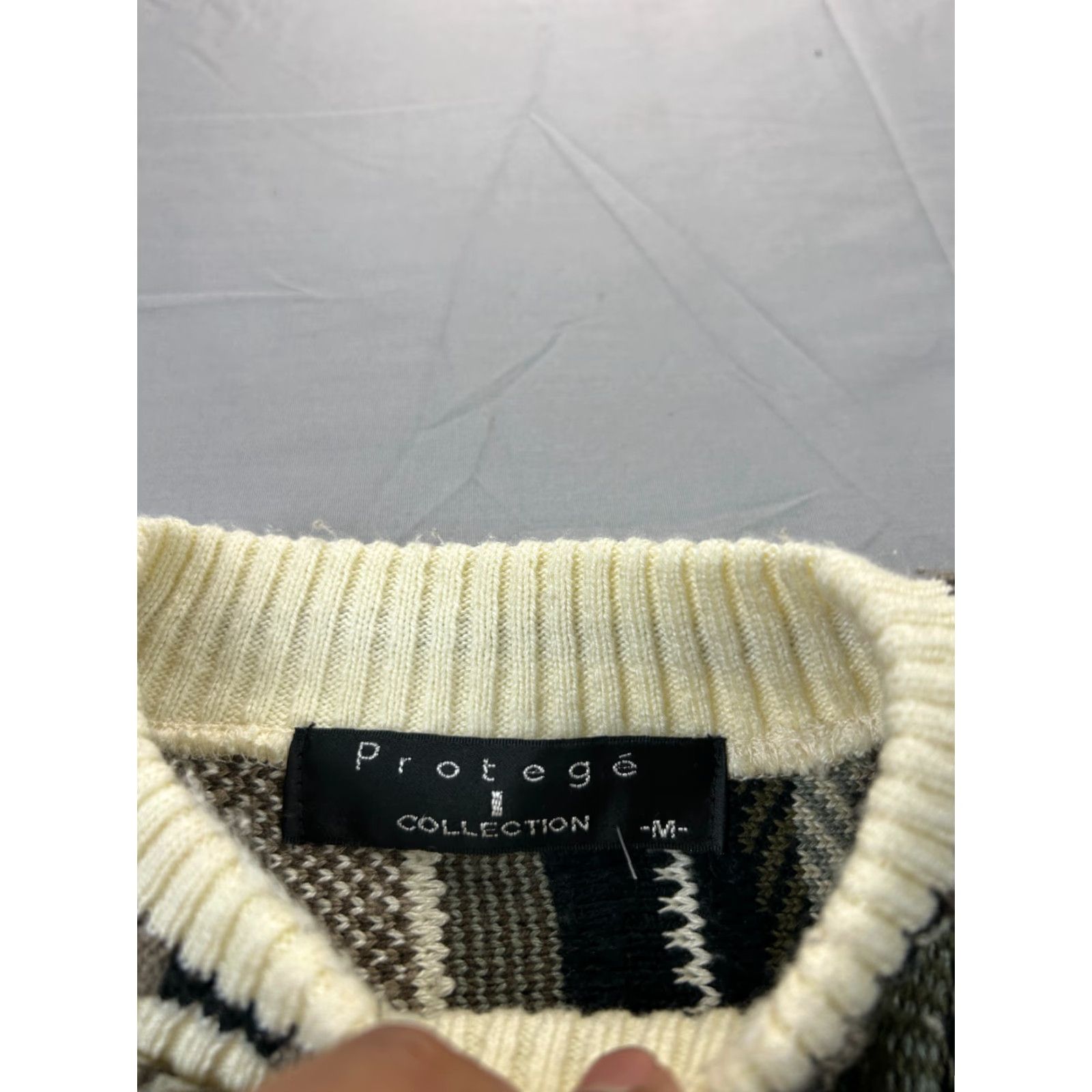 Vintage VINTAGE Protege Sweater Mens M Brown Tan 3D Knit Geometric Crew Neck Ribbed Pullover Size US M / EU 48-50 / 2 - 3 Thumbnail
