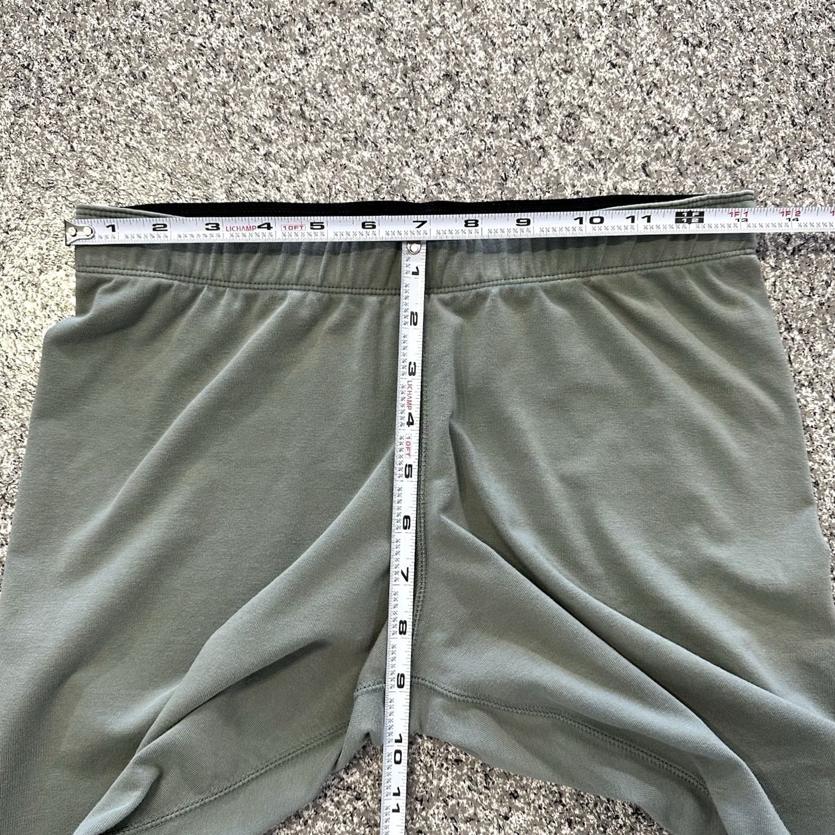 Nike Nike Leggings Womens M Casual Solid Green Lightweight Cotton Polyester Spandex Pockets Regular Inseam 23in - Nike Pants Size 32" / US 10 / IT 46 - 7 Thumbnail