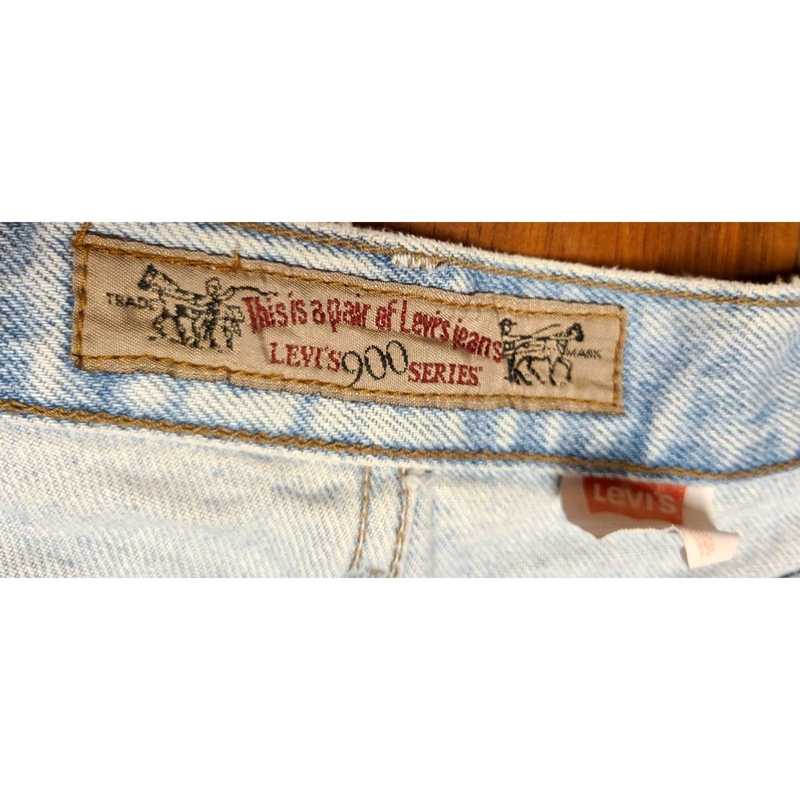 Levi's VTG LEVI'S 900 SERIES Jeans Womens Size 14 Stonewash High Rise Mom 30x30 Blue denim 5-Pocket Logo Zipper Button jeans Womens Size 36" / US 14 / IT 50 - 7 Thumbnail
