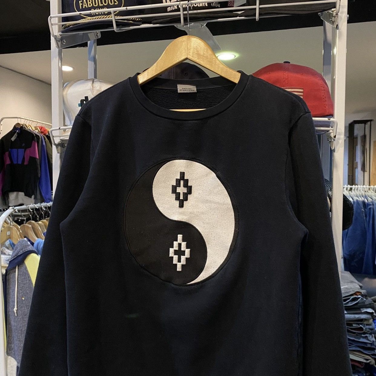 Marcelo Burlon Marcelo Burlon County of Milan Yin Yang Crewneck Sweatshirt Size US M / EU 48-50 / 2 - 3 Thumbnail