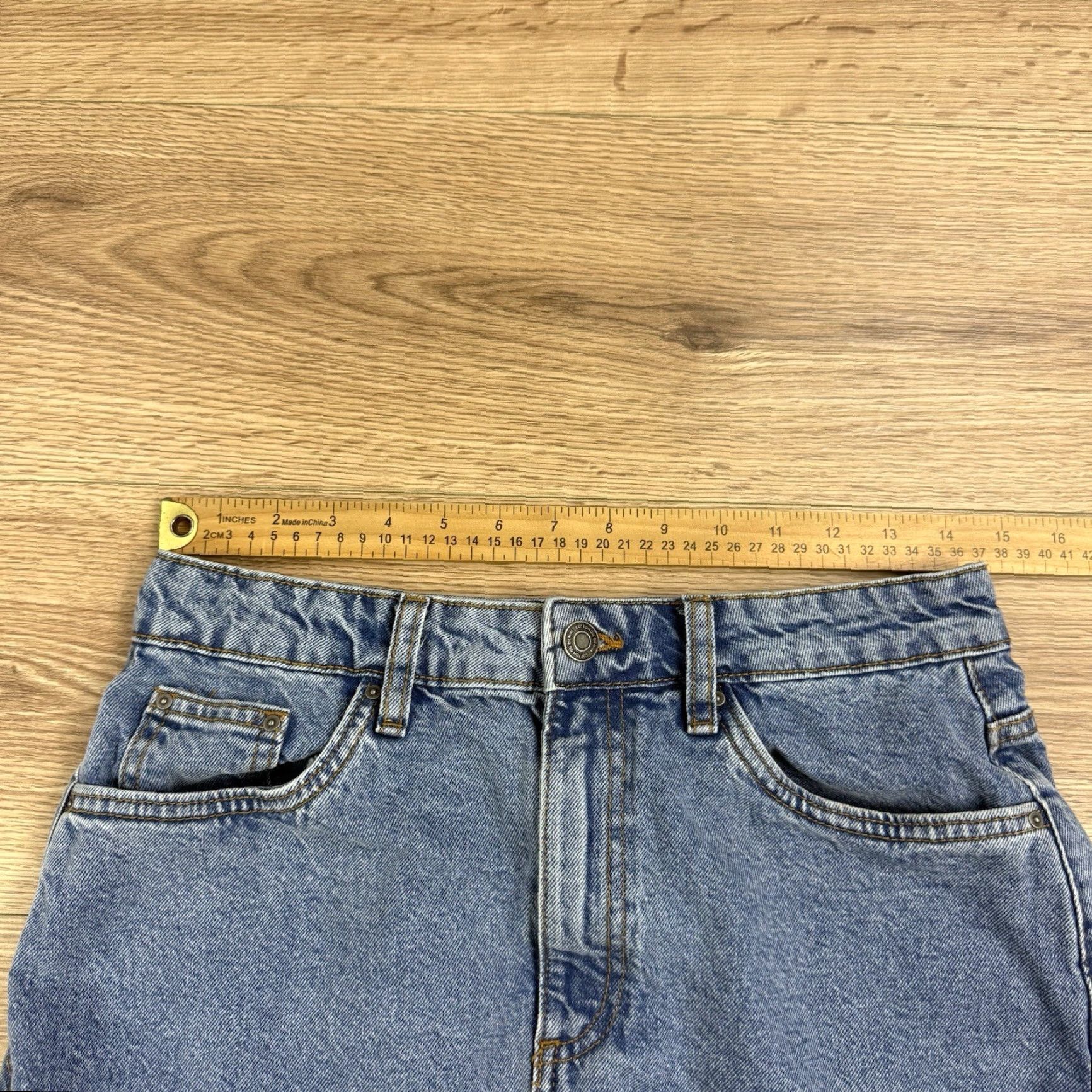 Cotton On Cotton On Denim Mini Skirt 28 Women Blue Regular Short Distressed Raw Hem Knit Cotton Denim Skirt Womens 28 Size 28" / US 6 / IT 42 - 4 Thumbnail