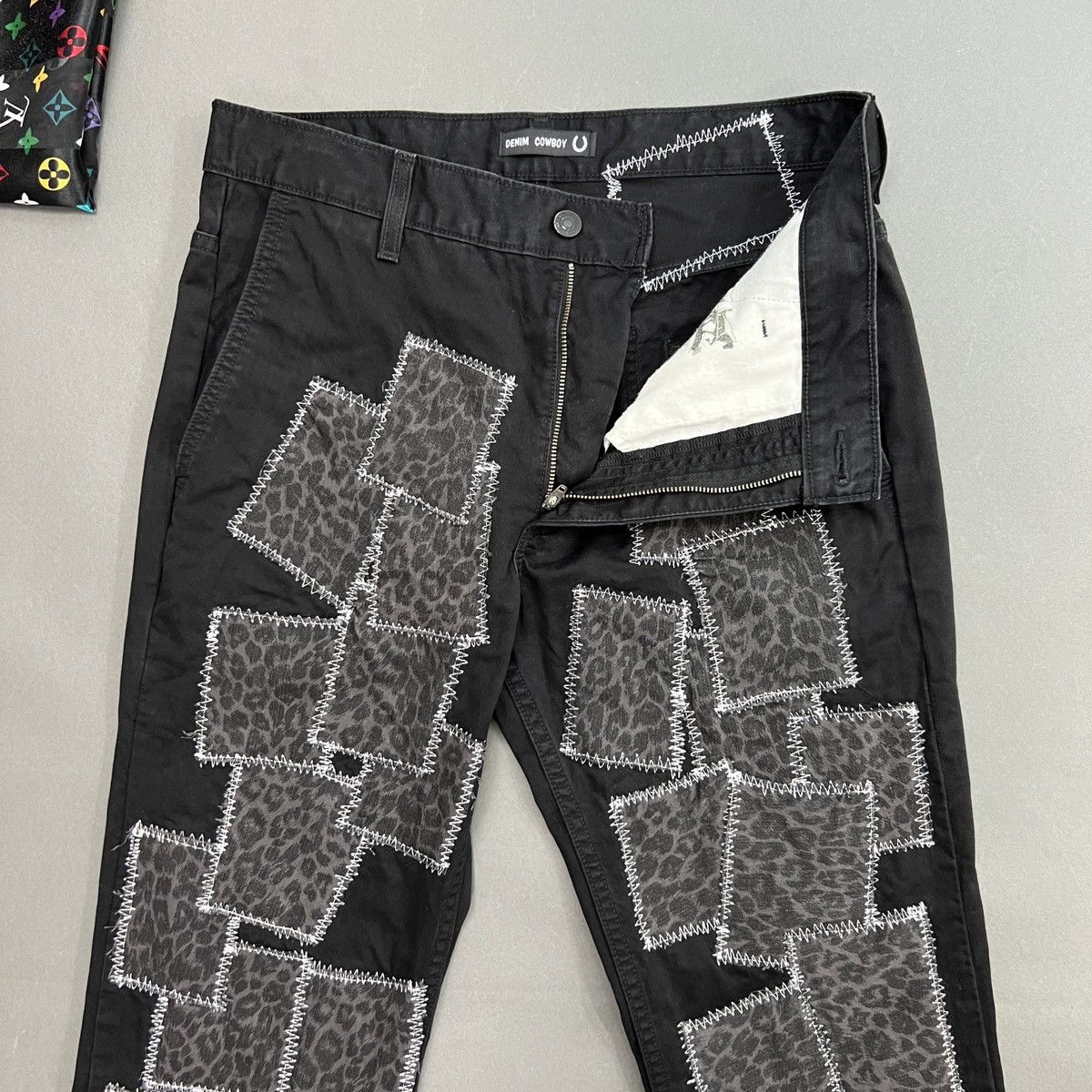 Levi's DENIM COWBOY Leopard Print Patched Jeans Size US 32 / EU 48 - 3 Thumbnail