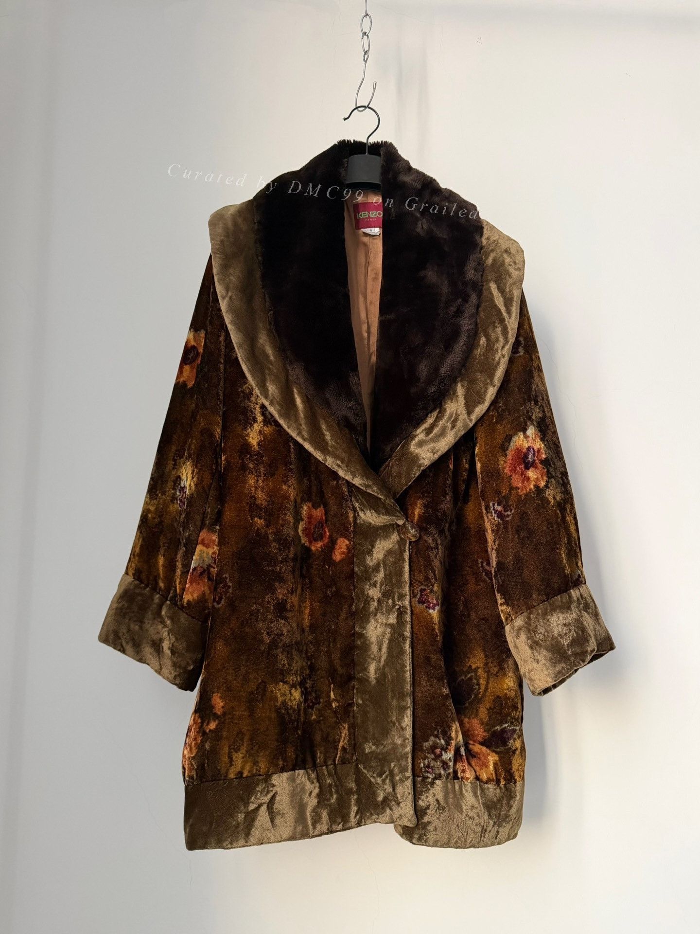 Kenzo Kenzo 80s Fur Collar Velvet Floral Coat Size M / US 6-8 / IT 42-44 - 1 Thumbnail