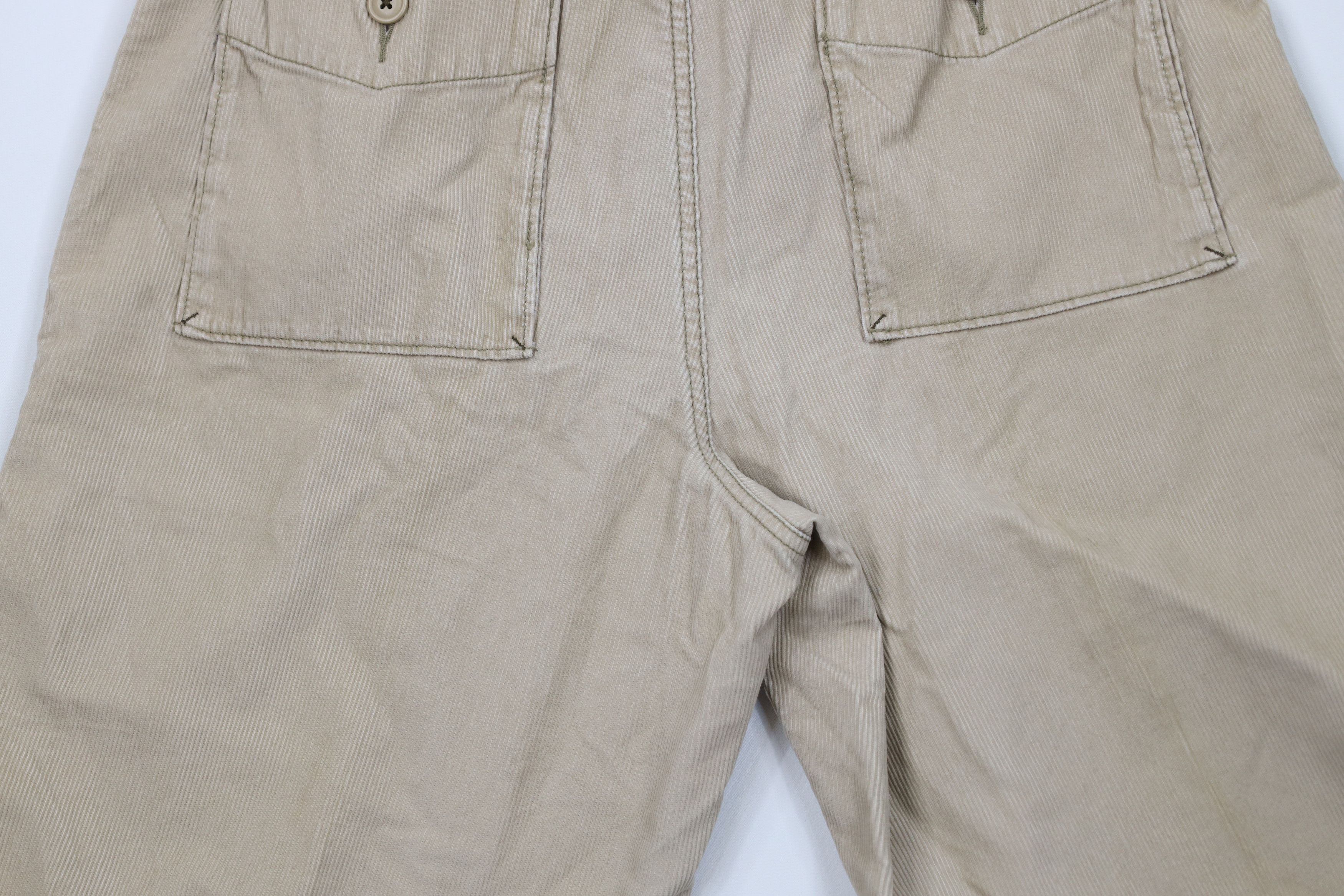 Vintage Vintage 90s Y2K Streetwear Baggy Big Pocket Corduroy Shorts Size US 34 / EU 50 - 12 Thumbnail