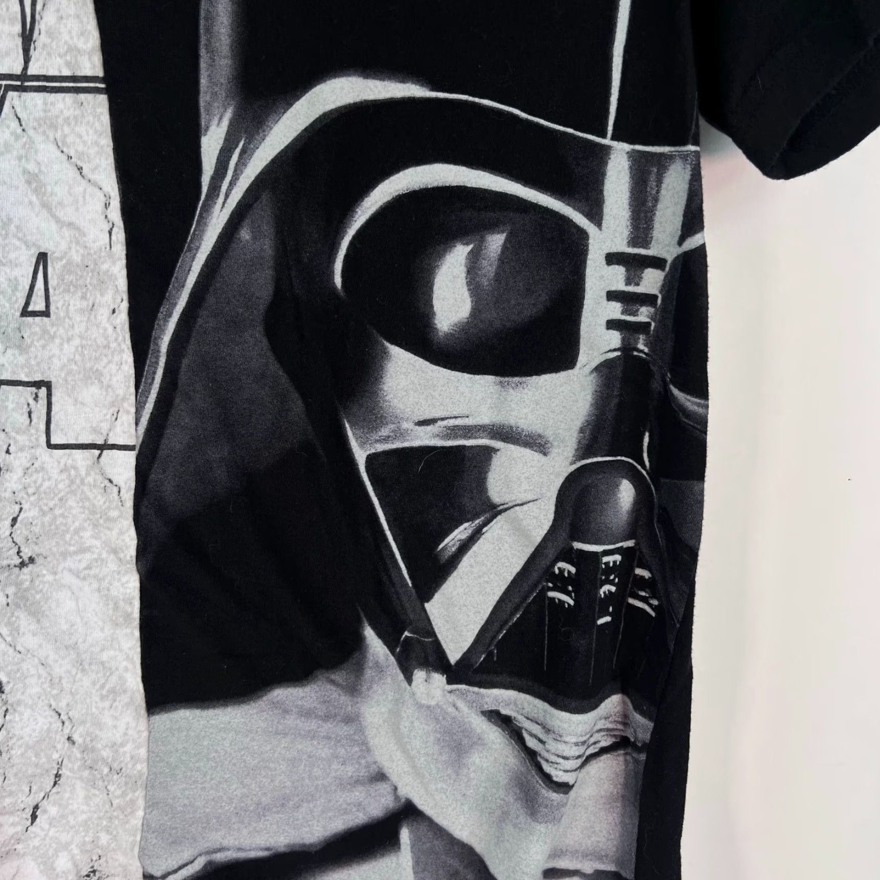 Star Wars Vintage Star Wars Darth Vader T-Shirt Adult Medium Black Graphic Tee Men Size US M / EU 48-50 / 2 - 2 Thumbnail