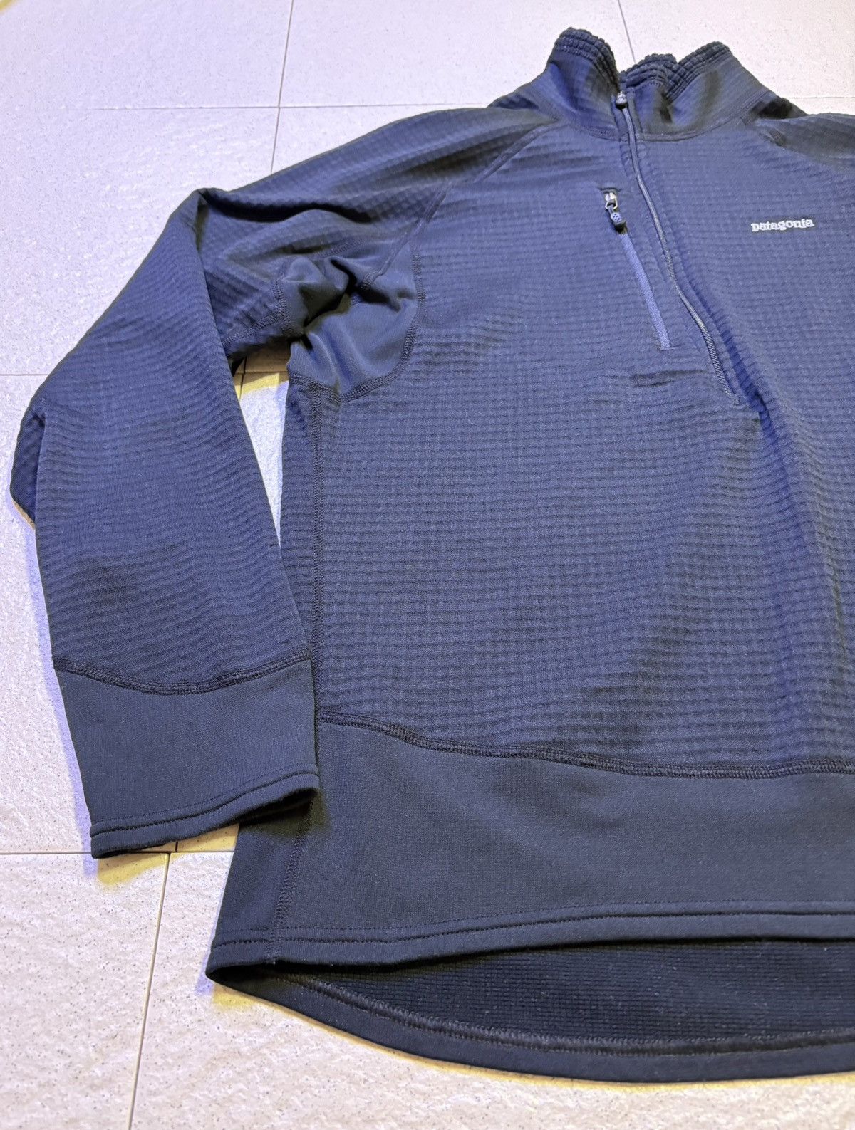 Patagonia Patagonia R1 Men's Mars Fleece 1/2 Zip Pullover Black Size M Size US M / EU 48-50 / 2 - 3 Thumbnail